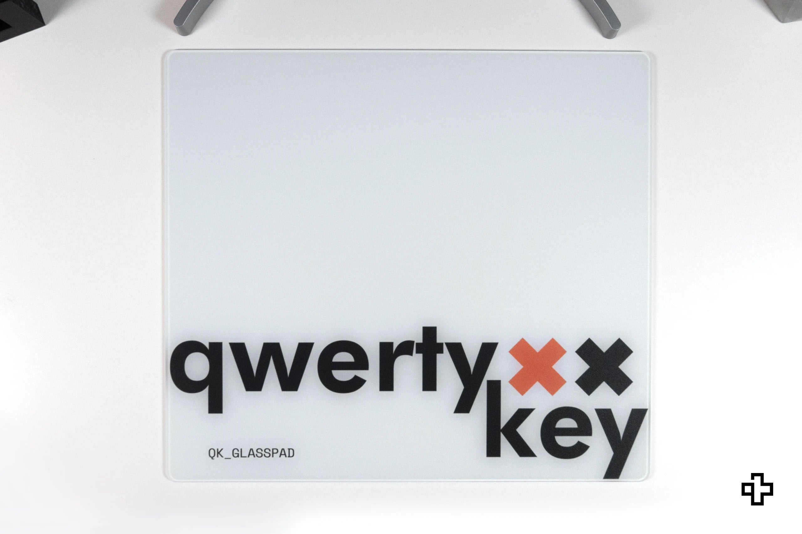 QwertyKey Esports Glass White 3.2mm Anti-Slip TPU Gaming Mousepad