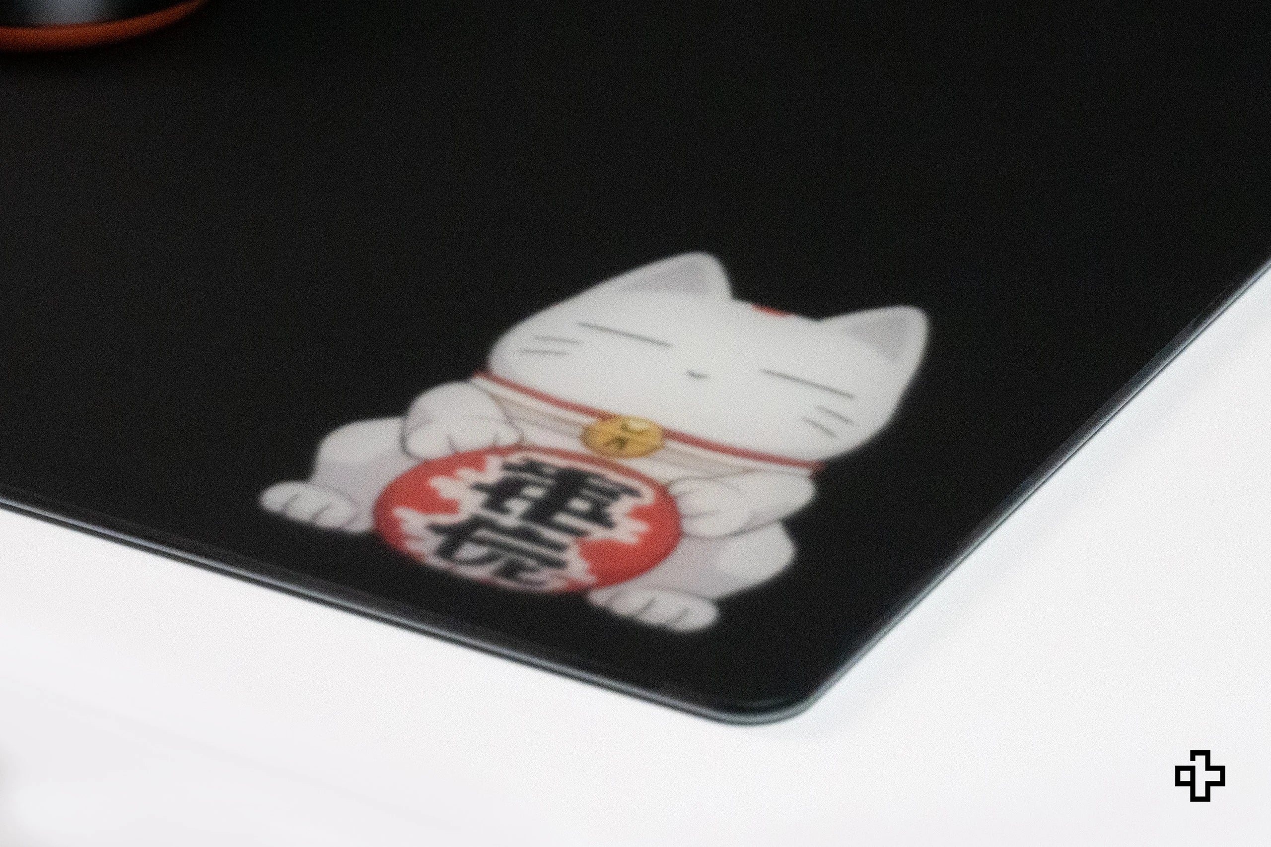 QwertyKey Esports Glass MOMO 3.2mm Anti-Slip TPU Gaming Mousepad
