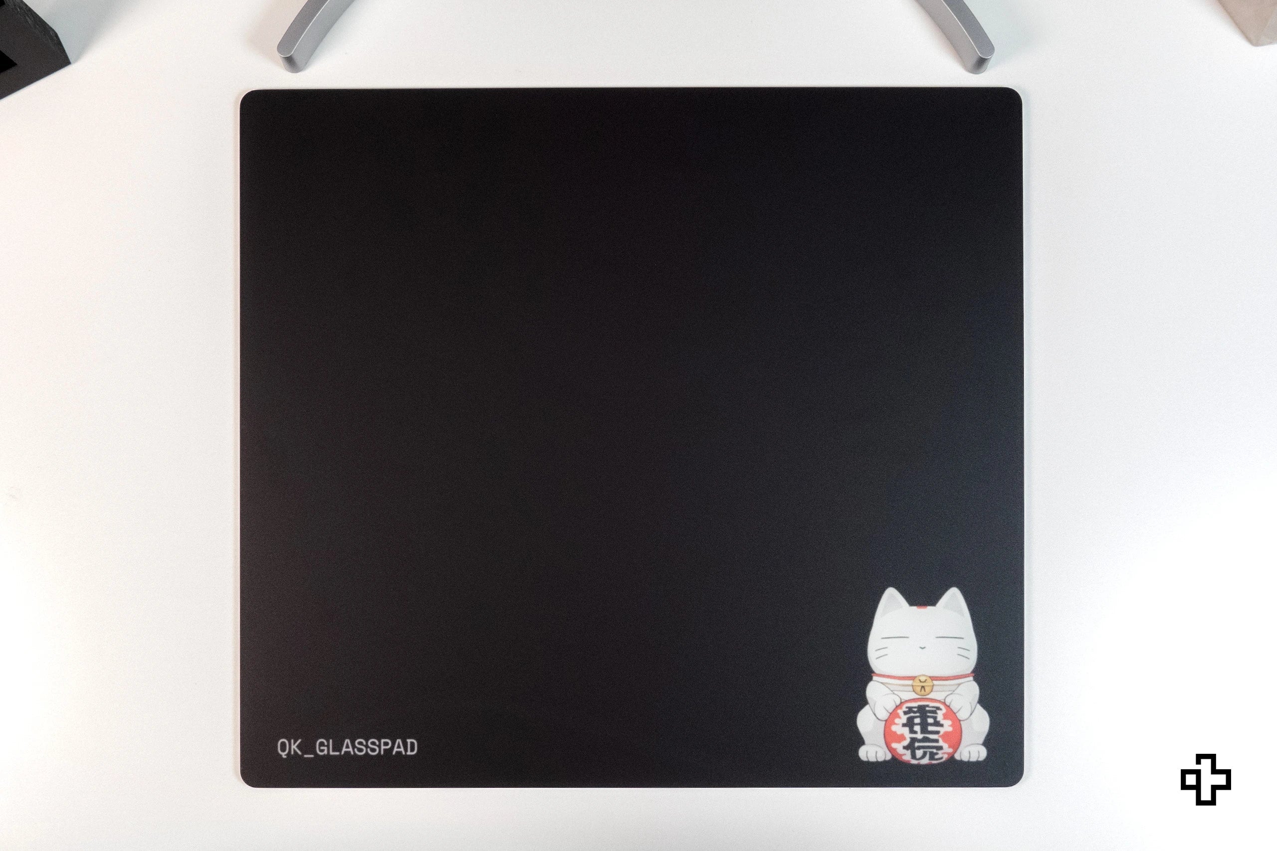 QwertyKey Esports Glass MOMO 3.2mm Anti-Slip TPU Gaming Mousepad