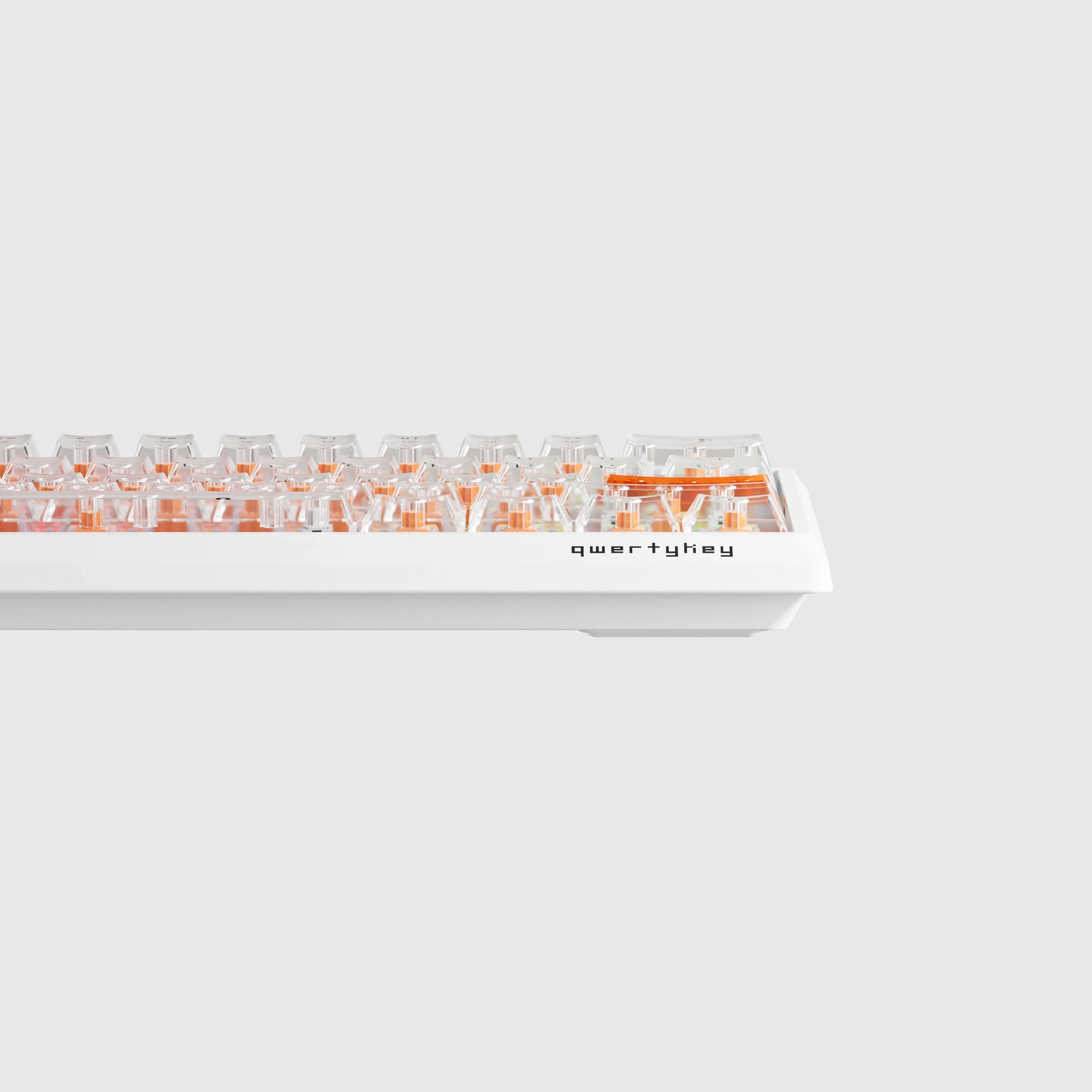 QK61 HE Phantom White – Mechanical Gaming Keyboard Hall Effect, Rapid Trigger, RGB, Snap Tap, Magnetic Switches