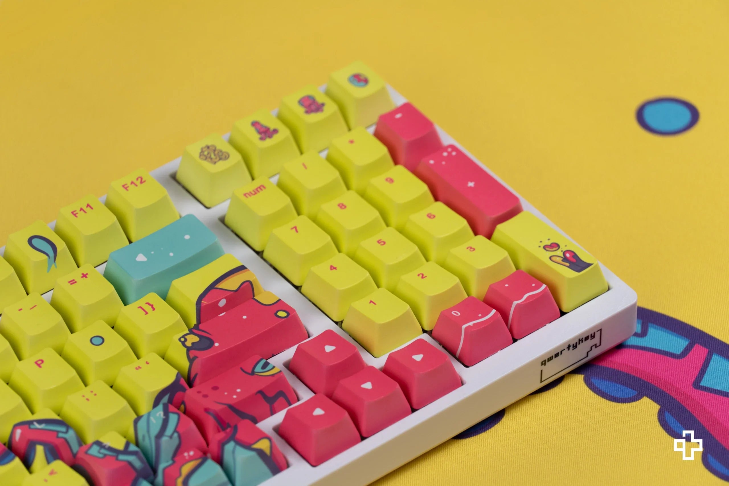 QwertyKey Octopus Yellow OEM Profile PBT Keycap Set