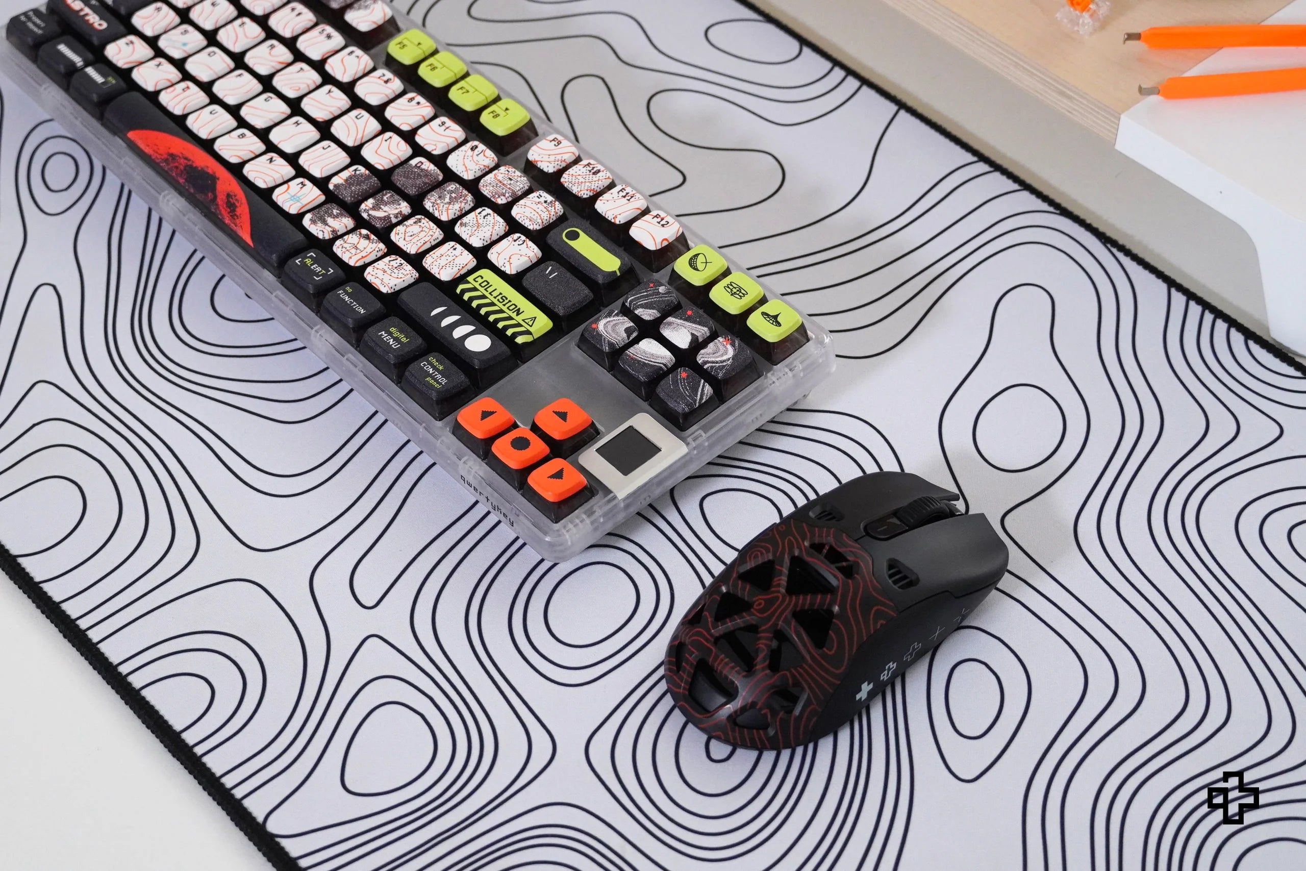 QKM1 Astro Mouse Cover