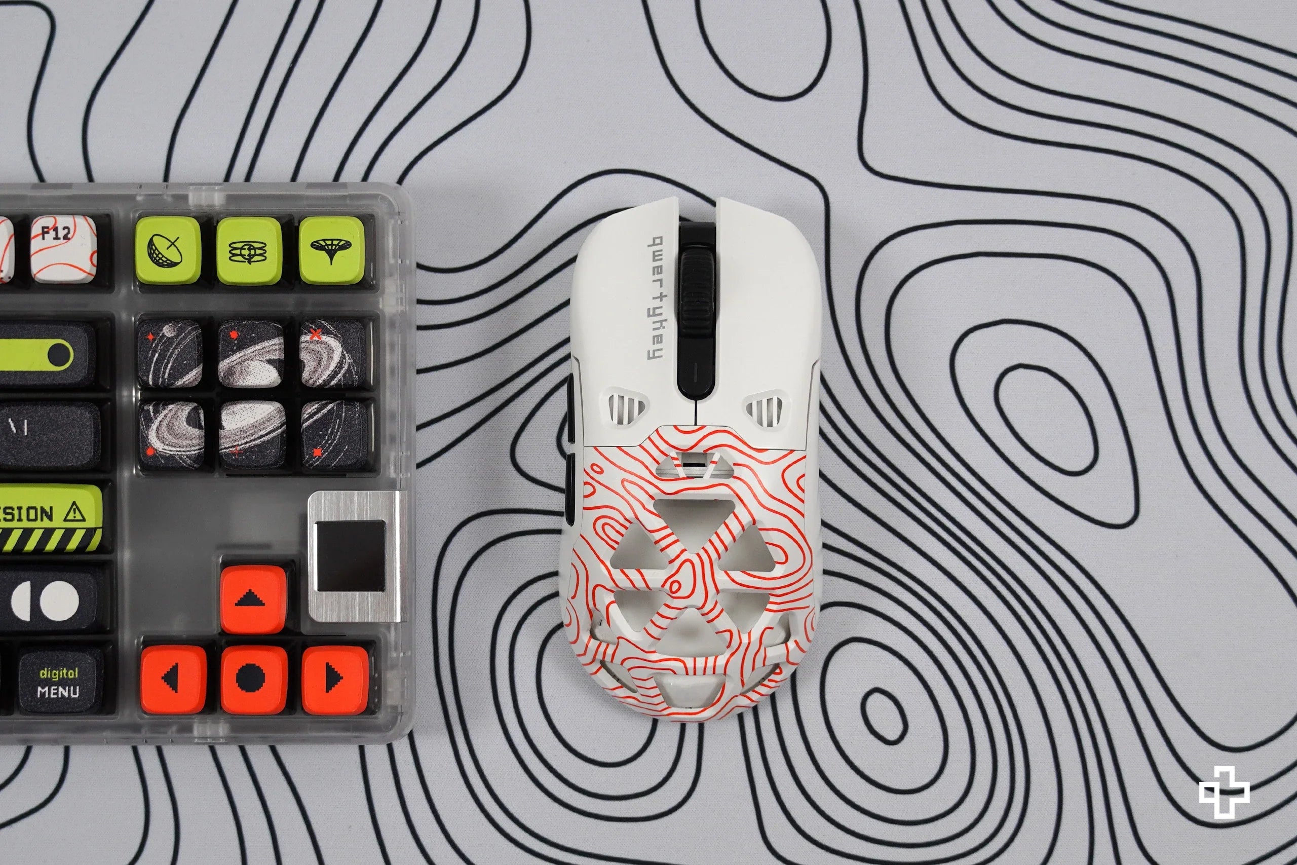 QKM1 Astro White Mouse Cover