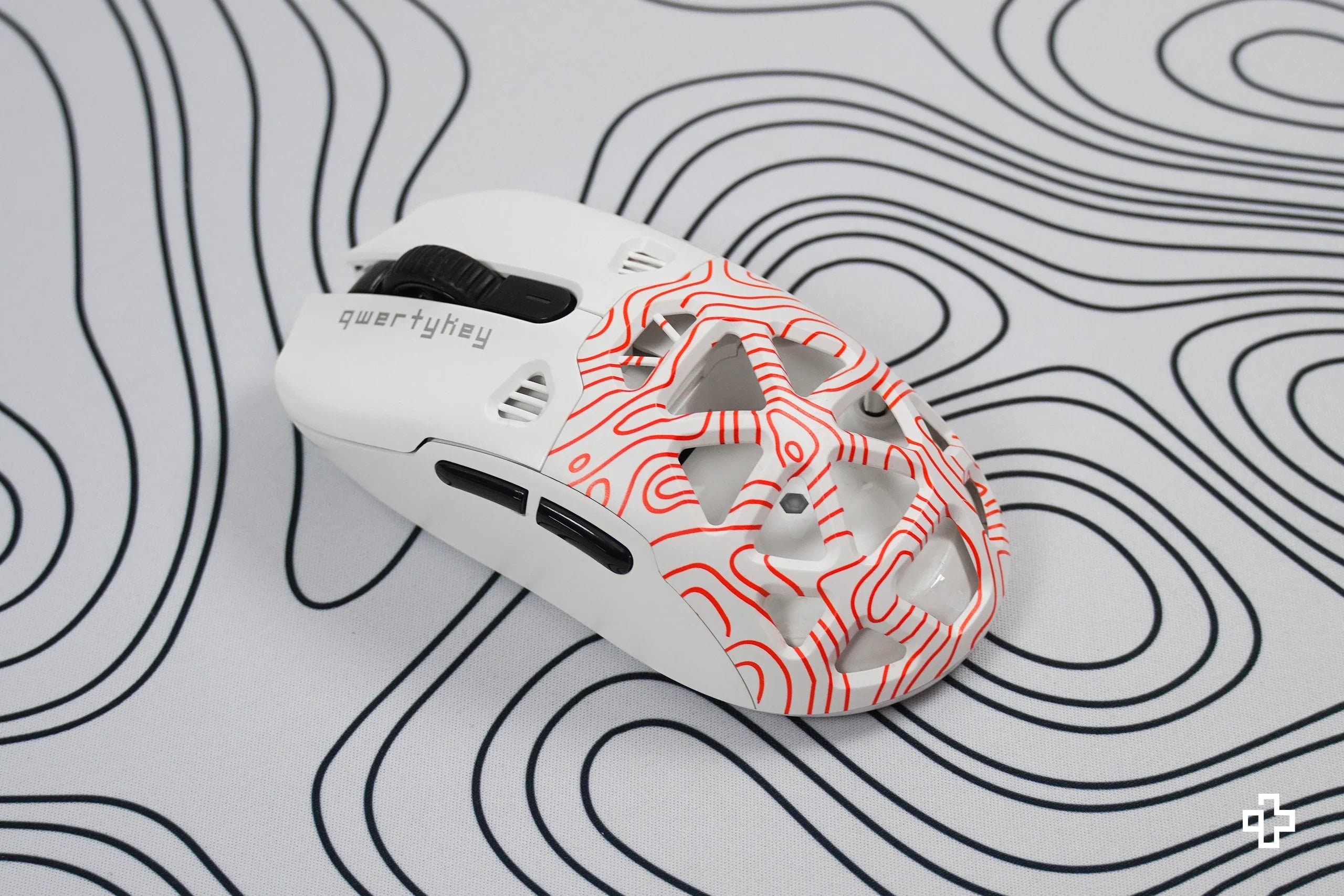 QKM1 Astro White Mouse Cover
