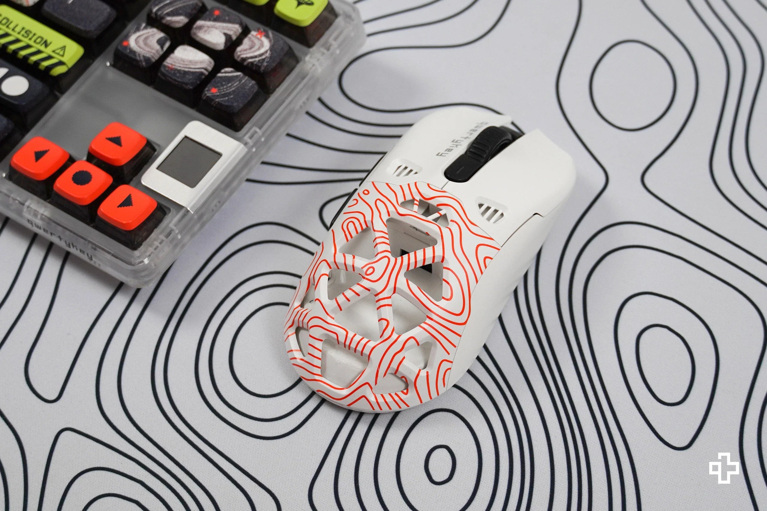 QKM1 Astro White Mouse Cover