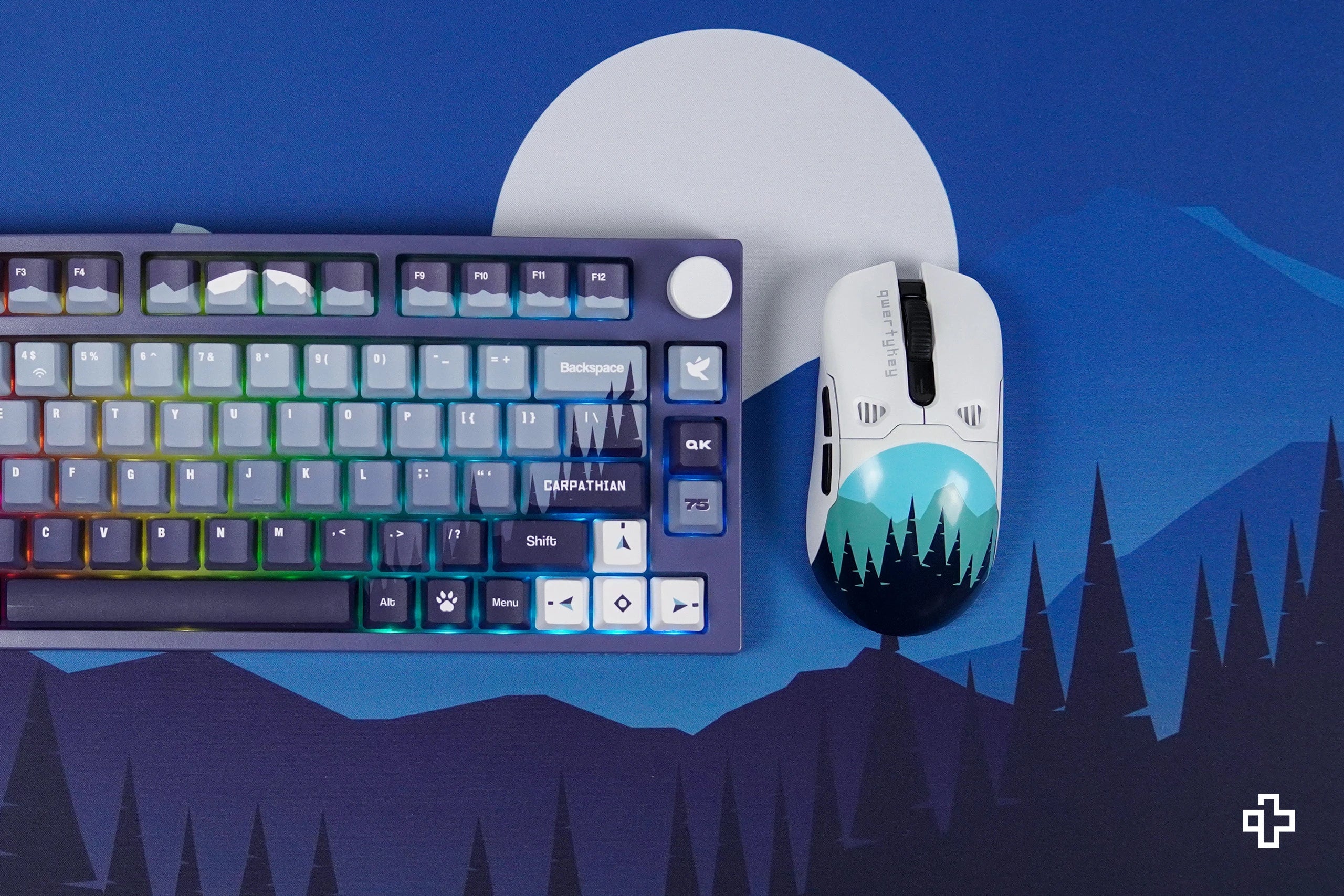 QKM1 Carpathian White Mouse Cover