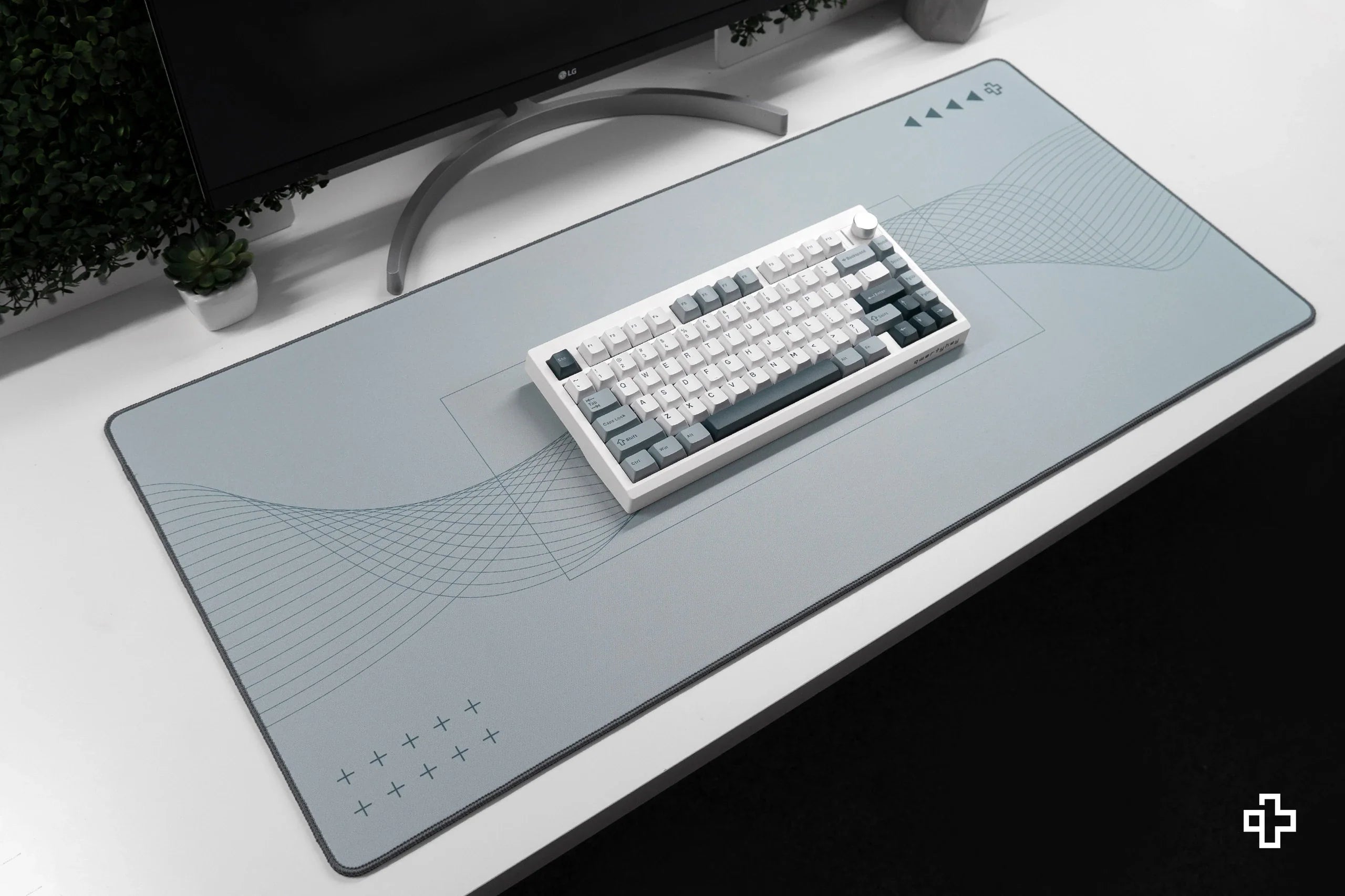 Deskmat Mousepad Flow Light 4mm Stitched Edges