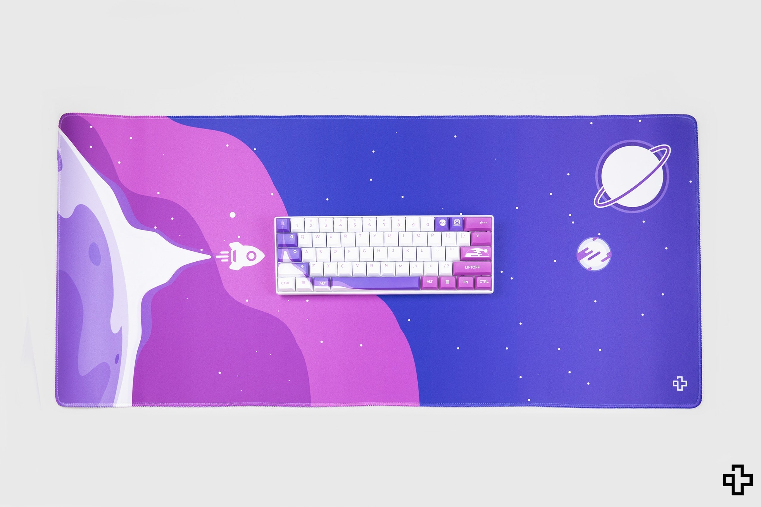 Deskmat Mousepad QwertyKey LiftOff 4mm stitched edges - QwertyKey