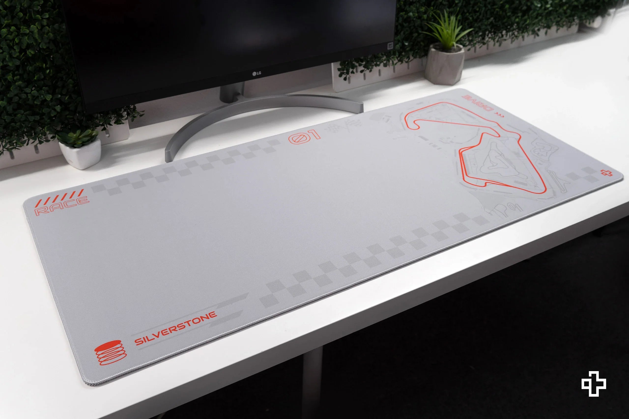 Deskmat Mousepad Formula Silver Circuit 4mm Stitched Edges