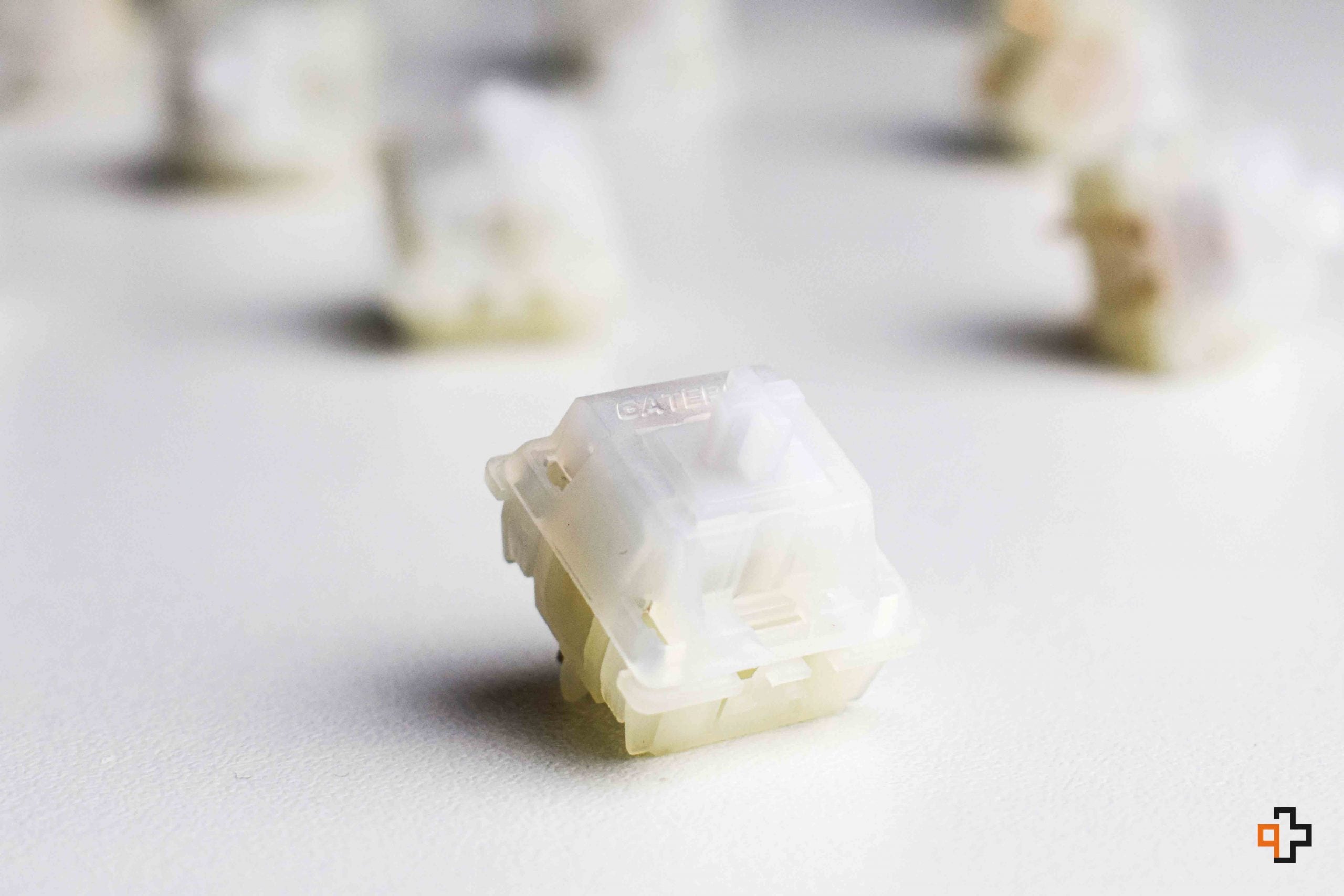 Switches Gateron Milky Clear - QwertyKey