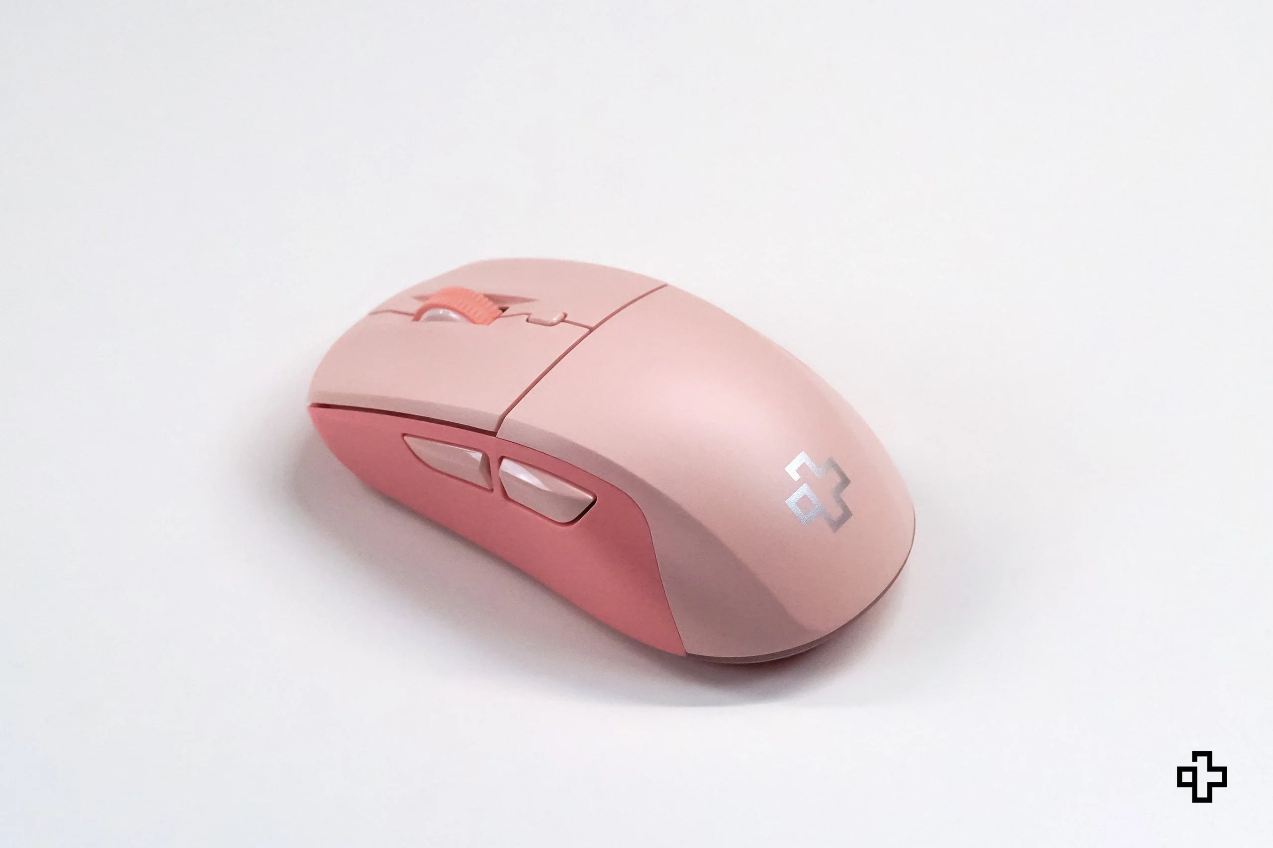 QwertyKey Flow Office Bluetooth Wireless RGB Pink Mouse