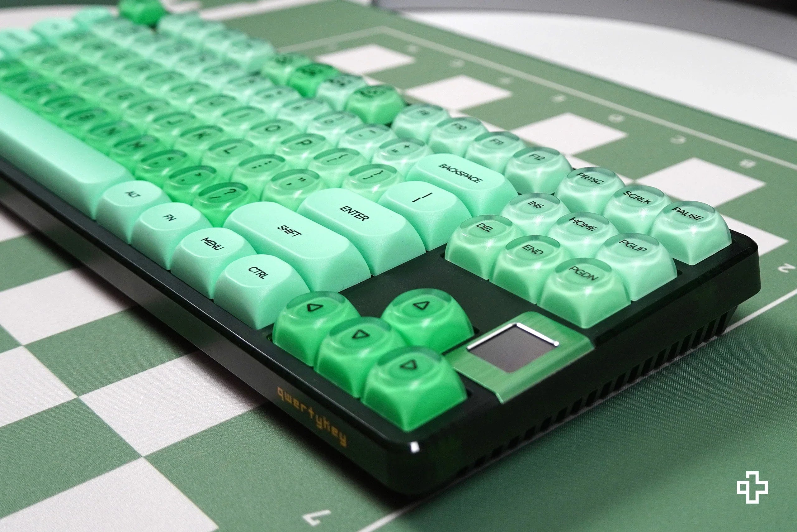QwertyKey Mint HOA Profile Keycap Set
