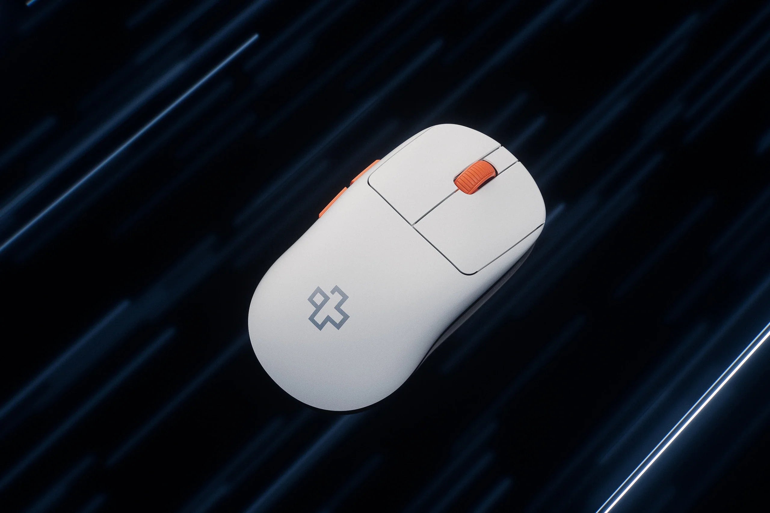 QwertyKey Falcon White 8K, 30.000 DPI, Bluetooth Wireless Trio Mode, Pixart 3950 Gaming Mouse