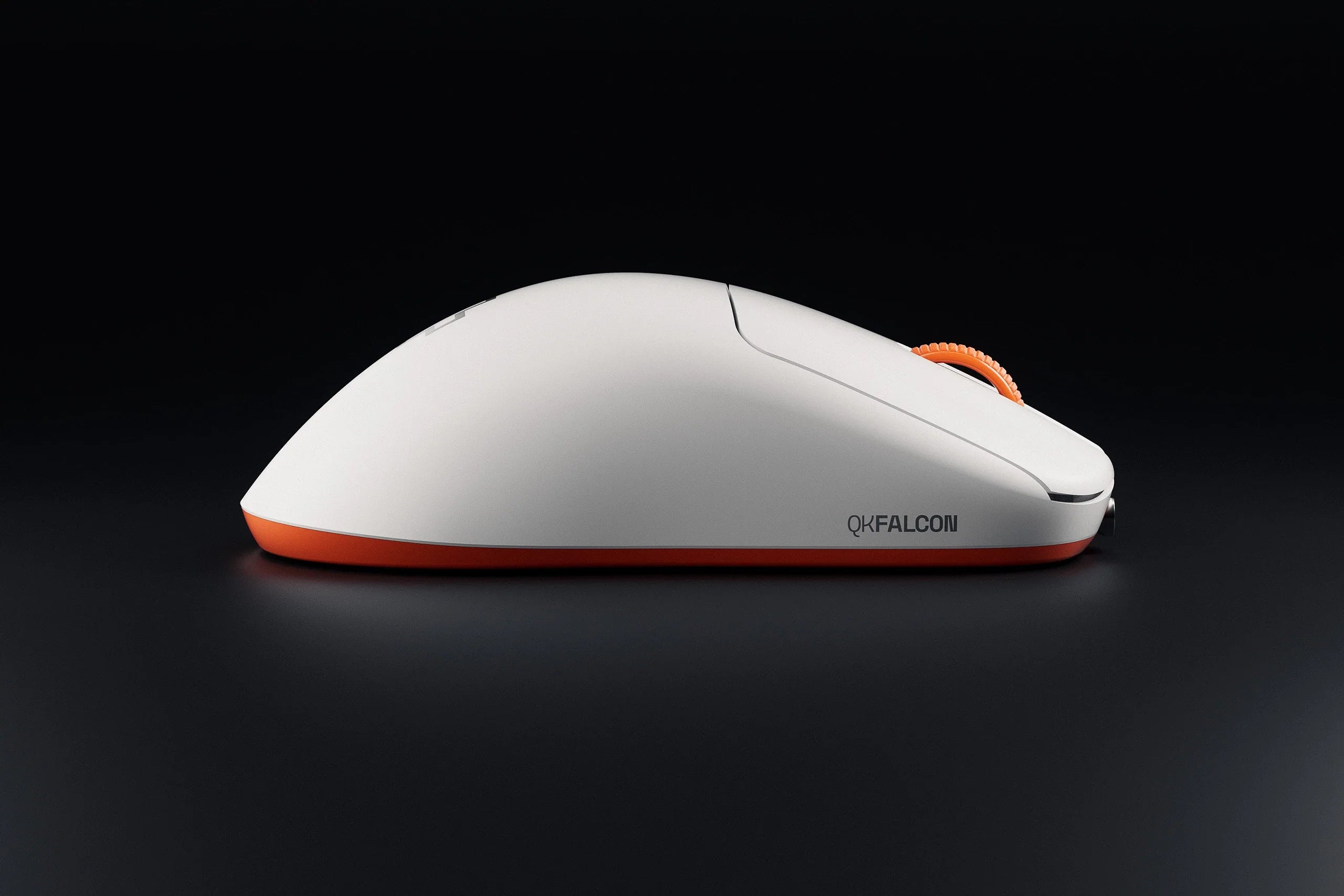 QwertyKey Falcon White 8K, 30.000 DPI, Bluetooth Wireless Trio Mode, Pixart 3950 Gaming Mouse