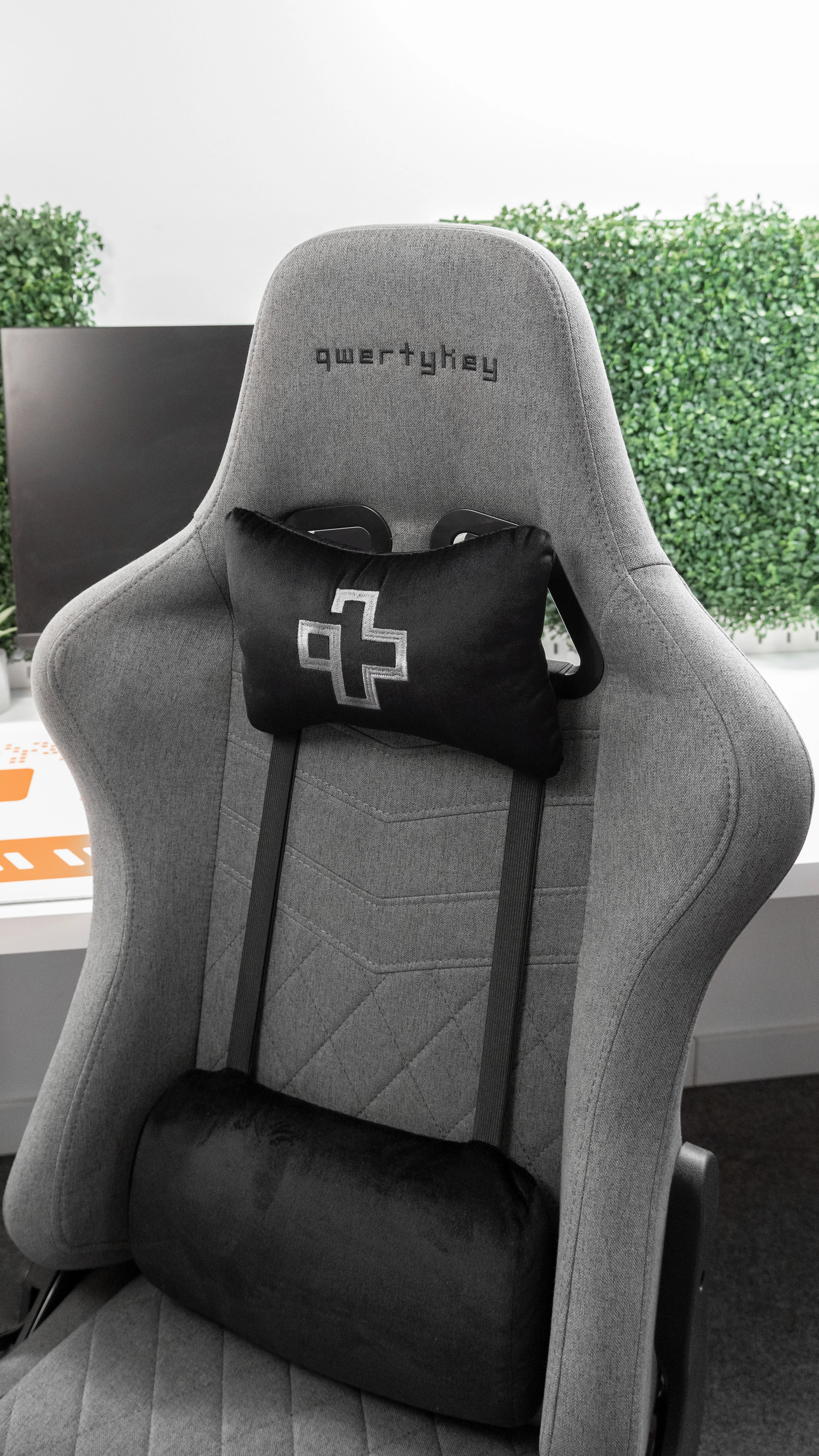 QwertyKey - QK/ALT, Gray Gaming Chair