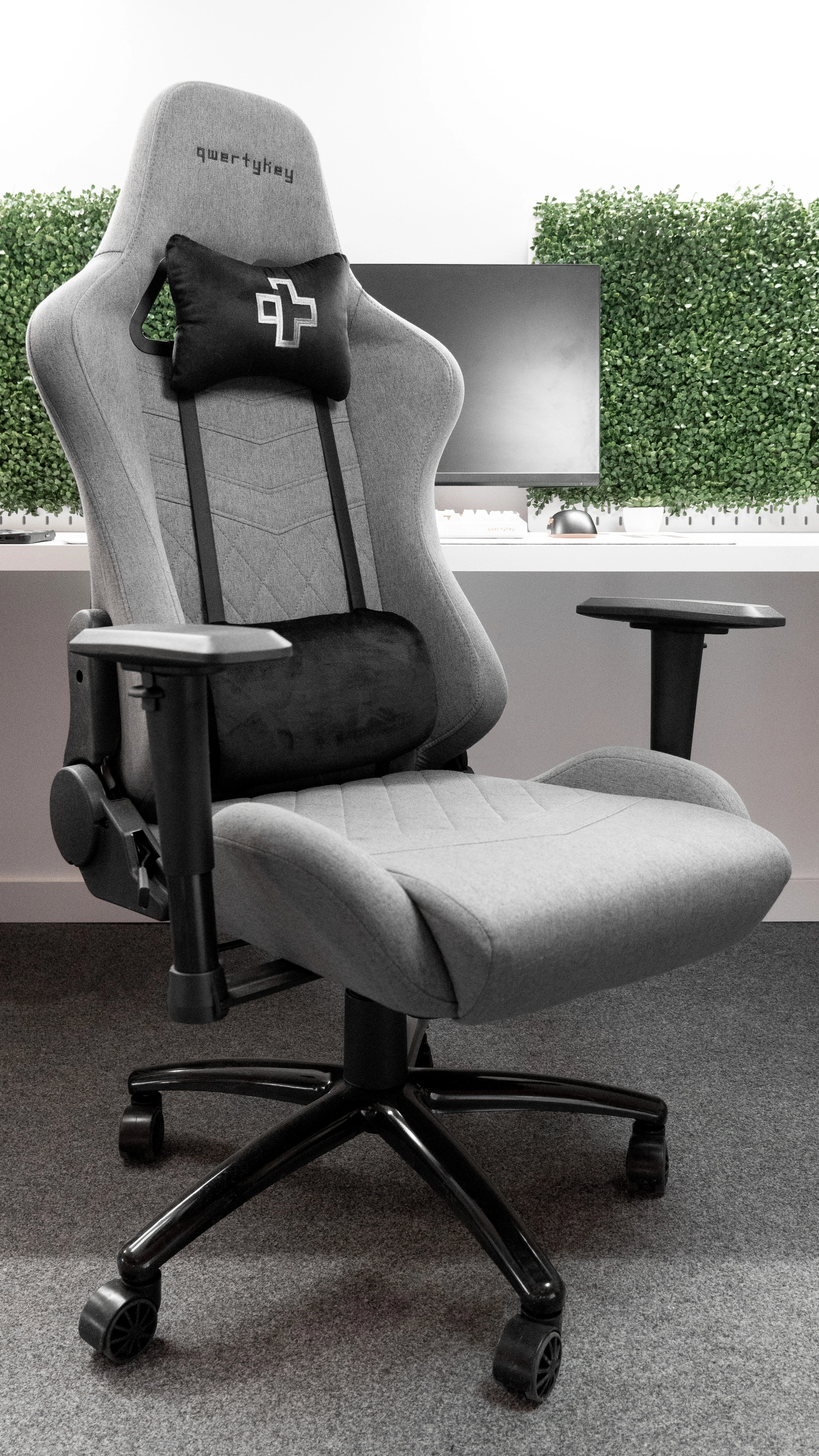 QwertyKey - QK/ALT, Gray Gaming Chair