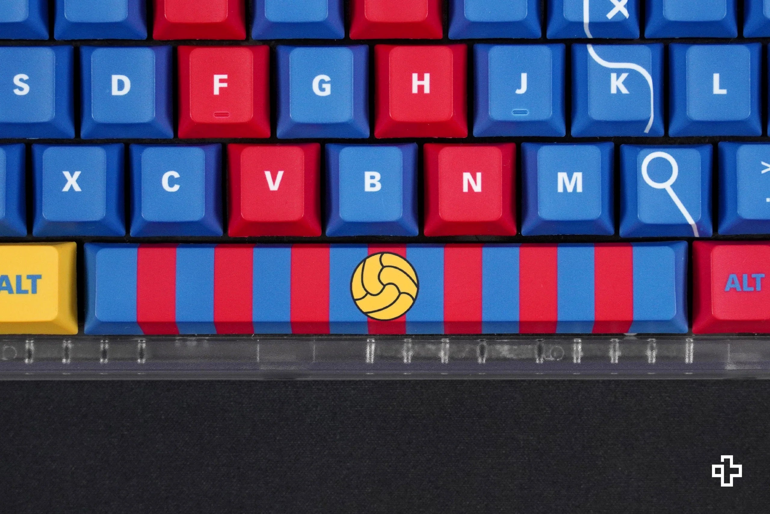 QwertyKey Catalunya Dye Sub Cherry Profile Keycap Set