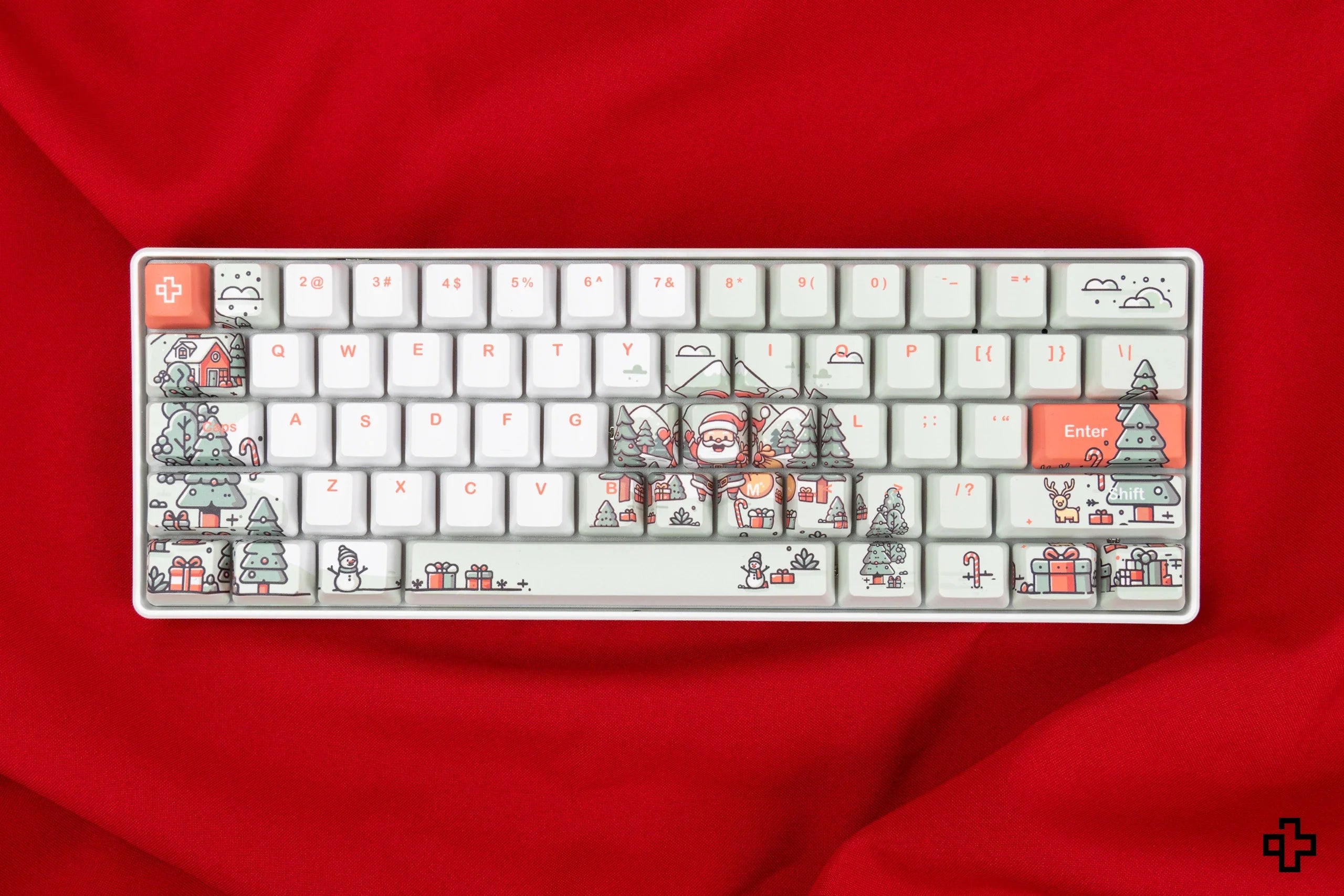 QwertyKey Santa Hotswap Christmas Mechanical Gaming Keyboard
