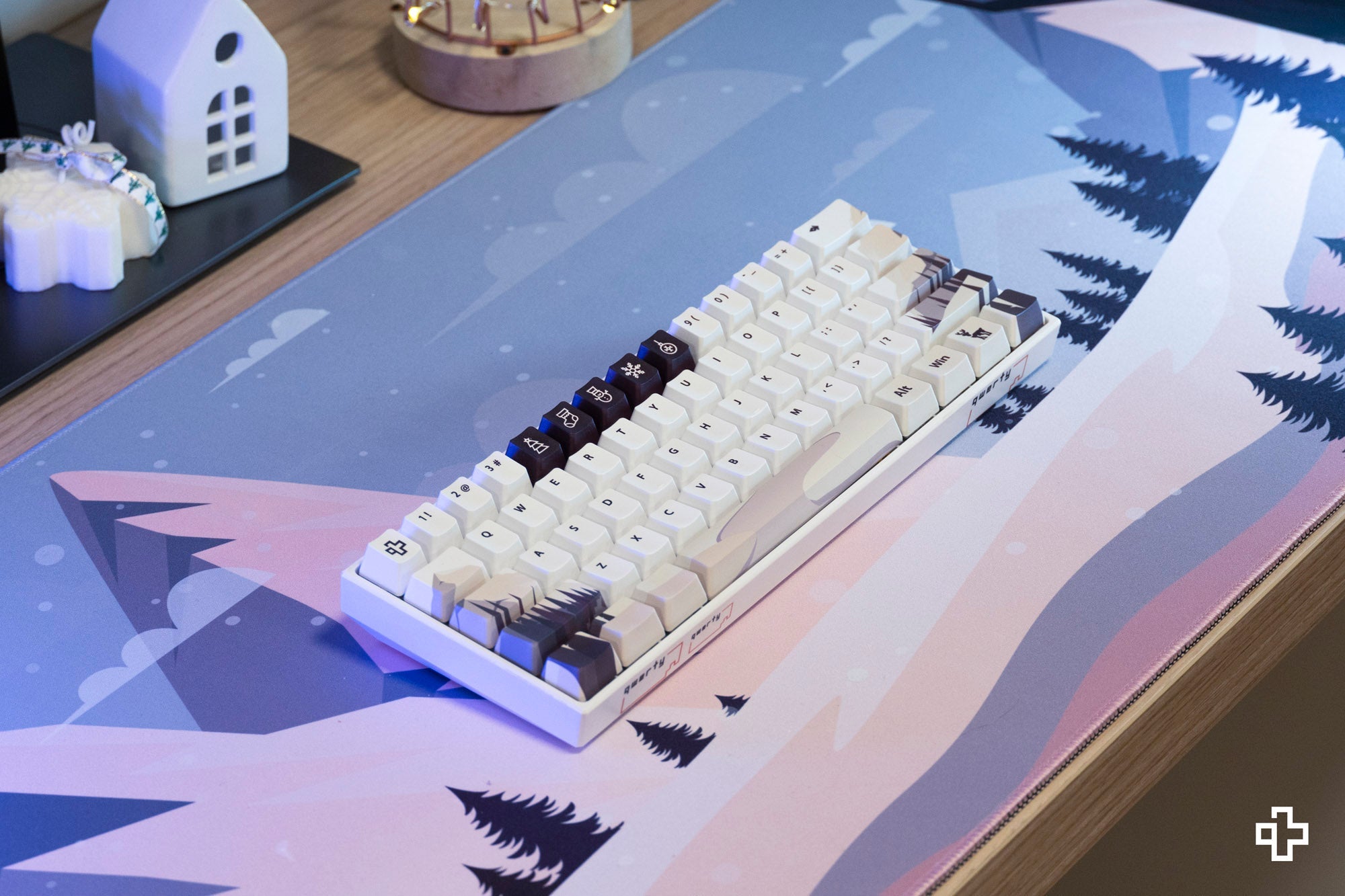 QwertyKey Winter Blast 2025 Keycap Set