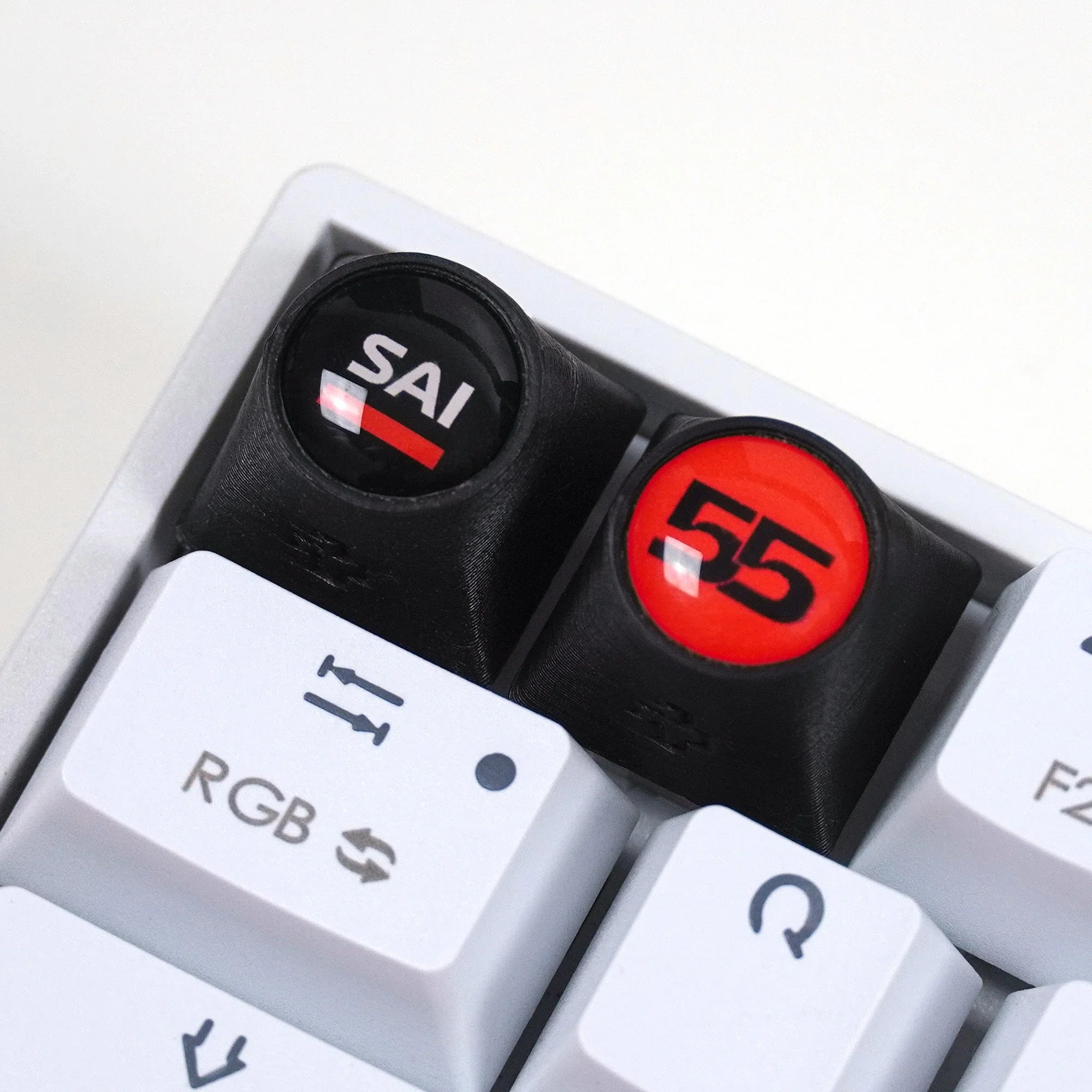 Artisan F1 - SAI + NR. 55 Keycap