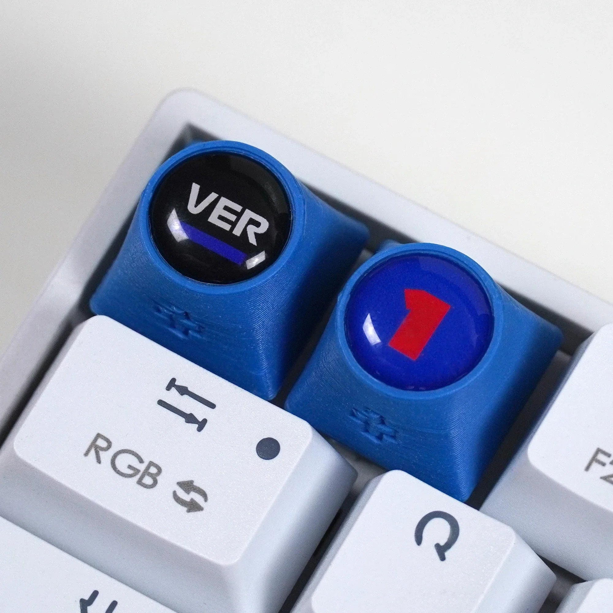 Artisan F1 - VER + NR. 1 Keycap