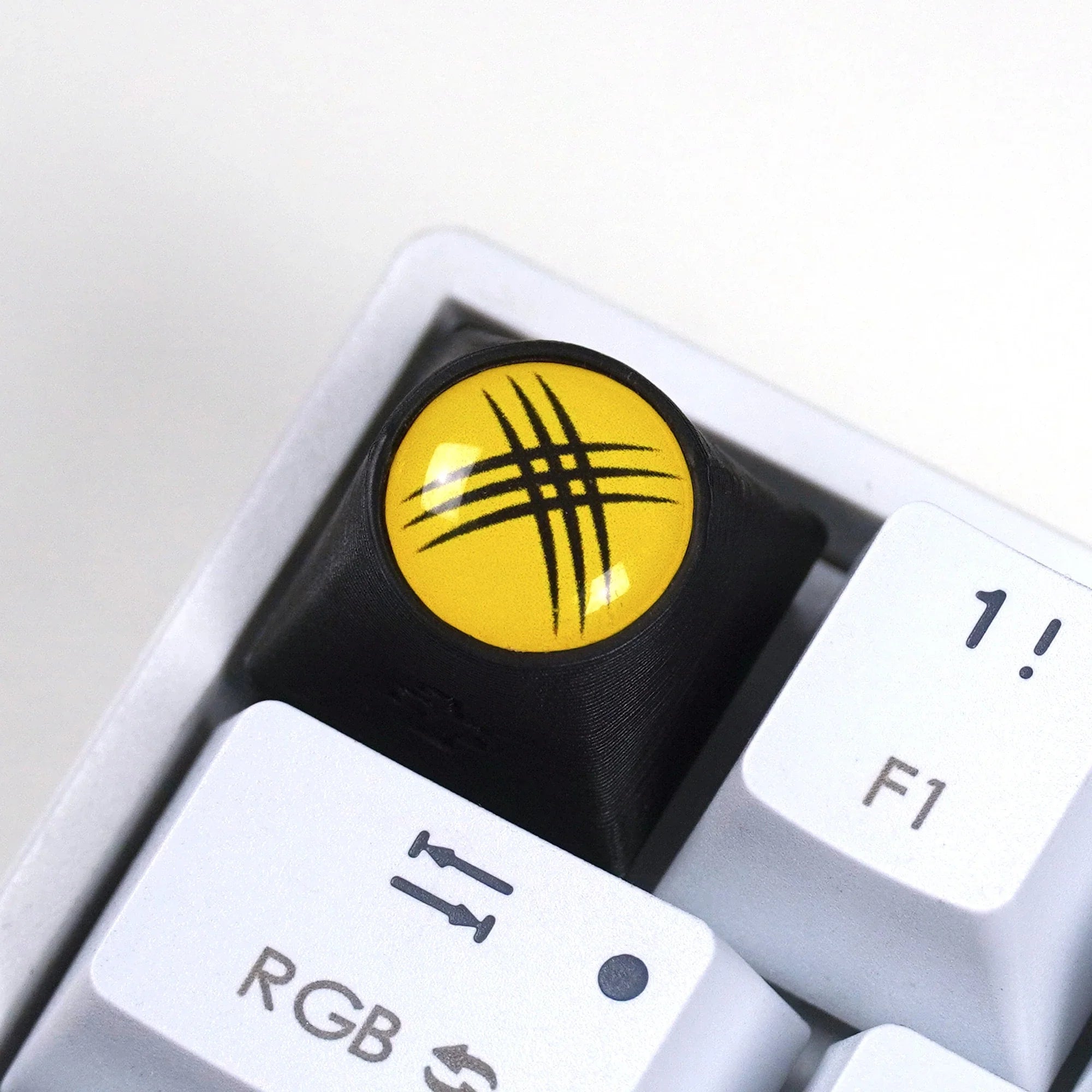 Artisan Logan SuperHero Keycap