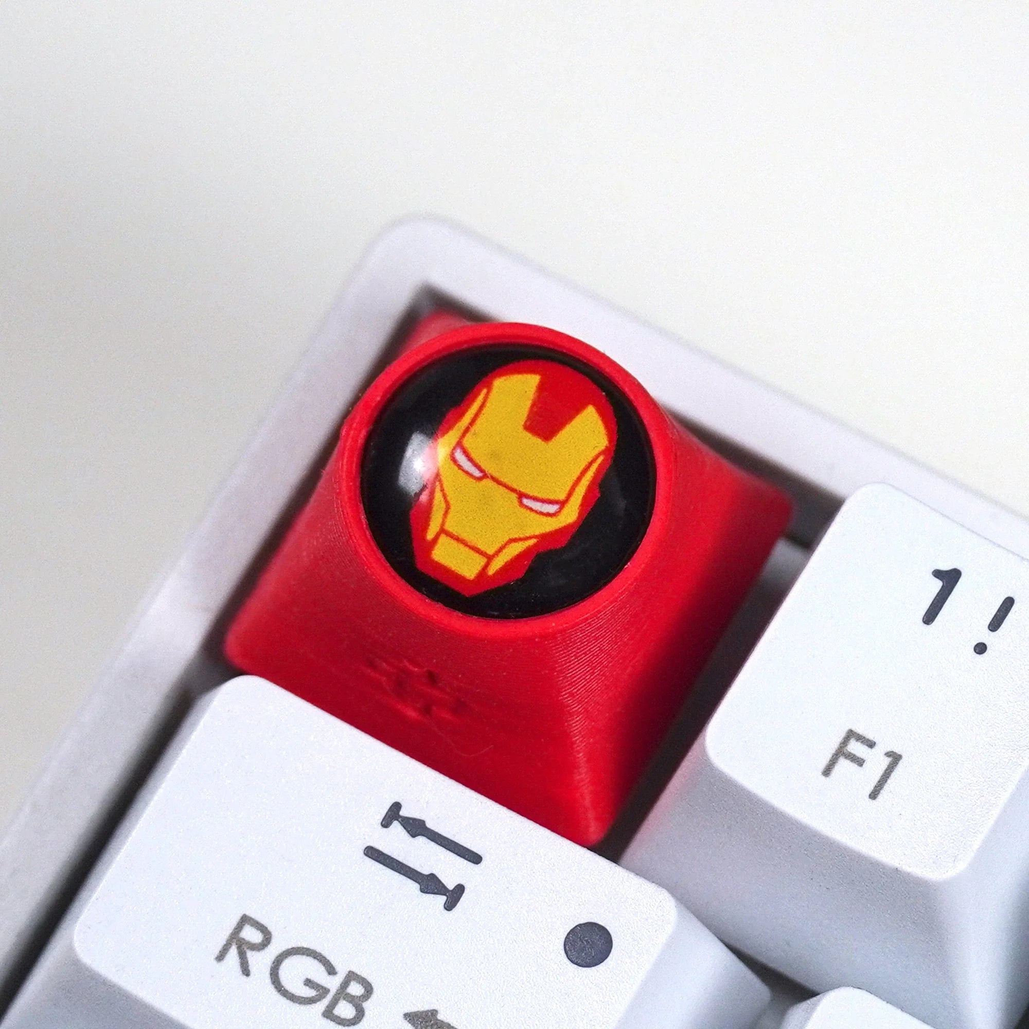 Artisan Shell Head SuperHero Keycap