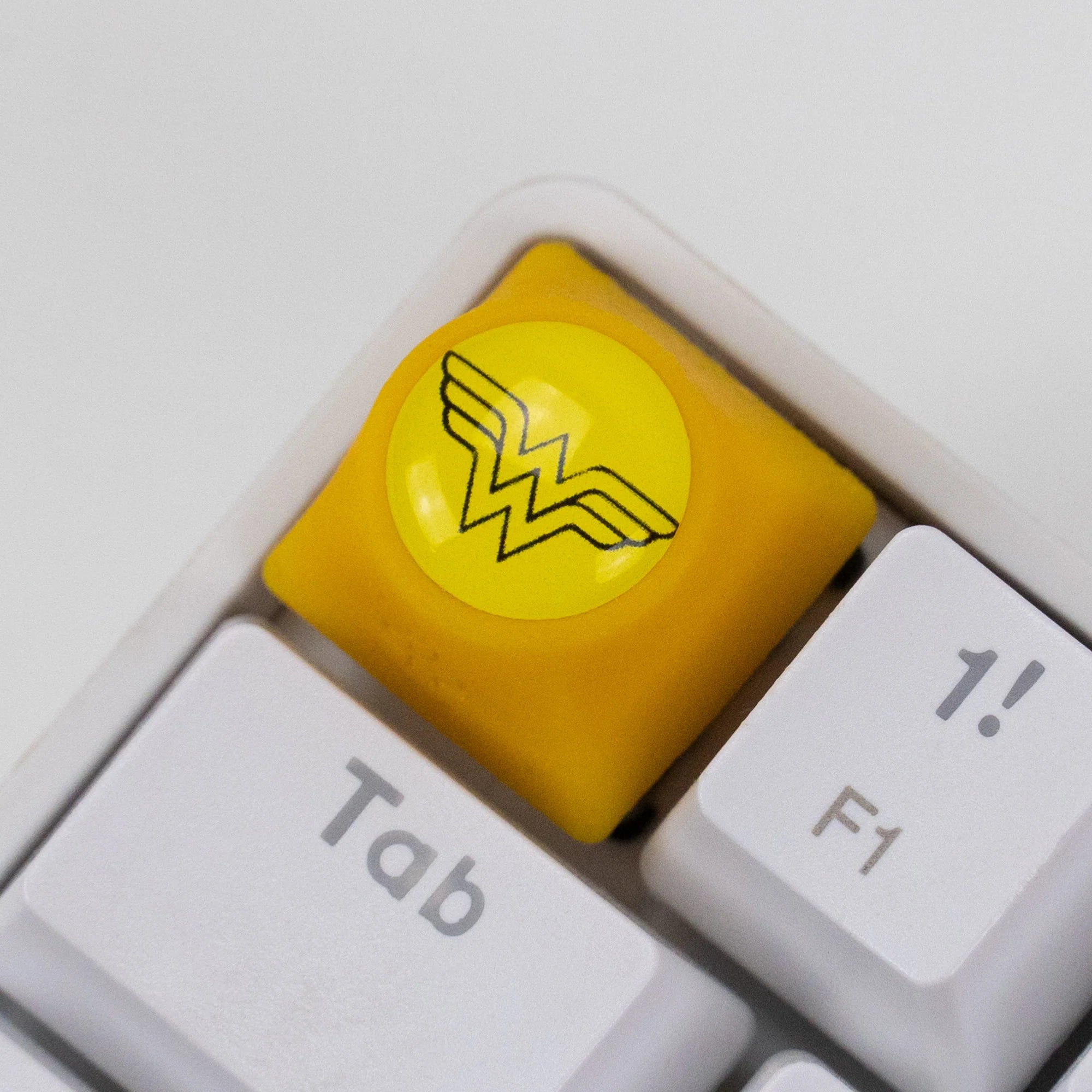 Artisan Wonder SuperHero Keycap