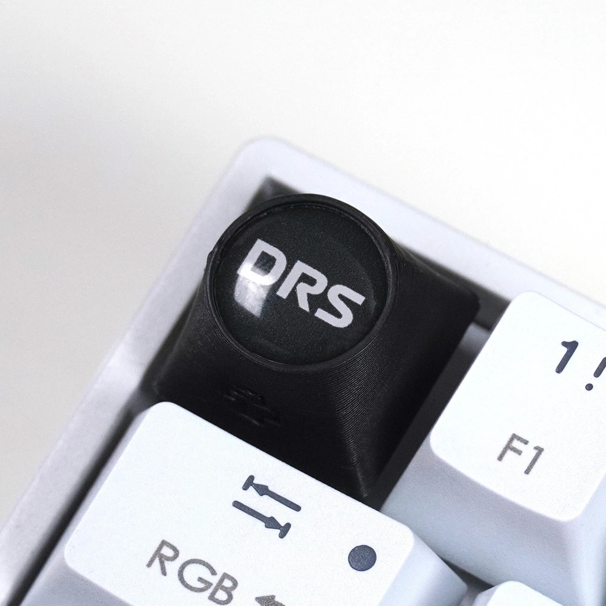 Artisan F1 - BOX BOX - FLAG - DRS - FASTEST LAP Keycap