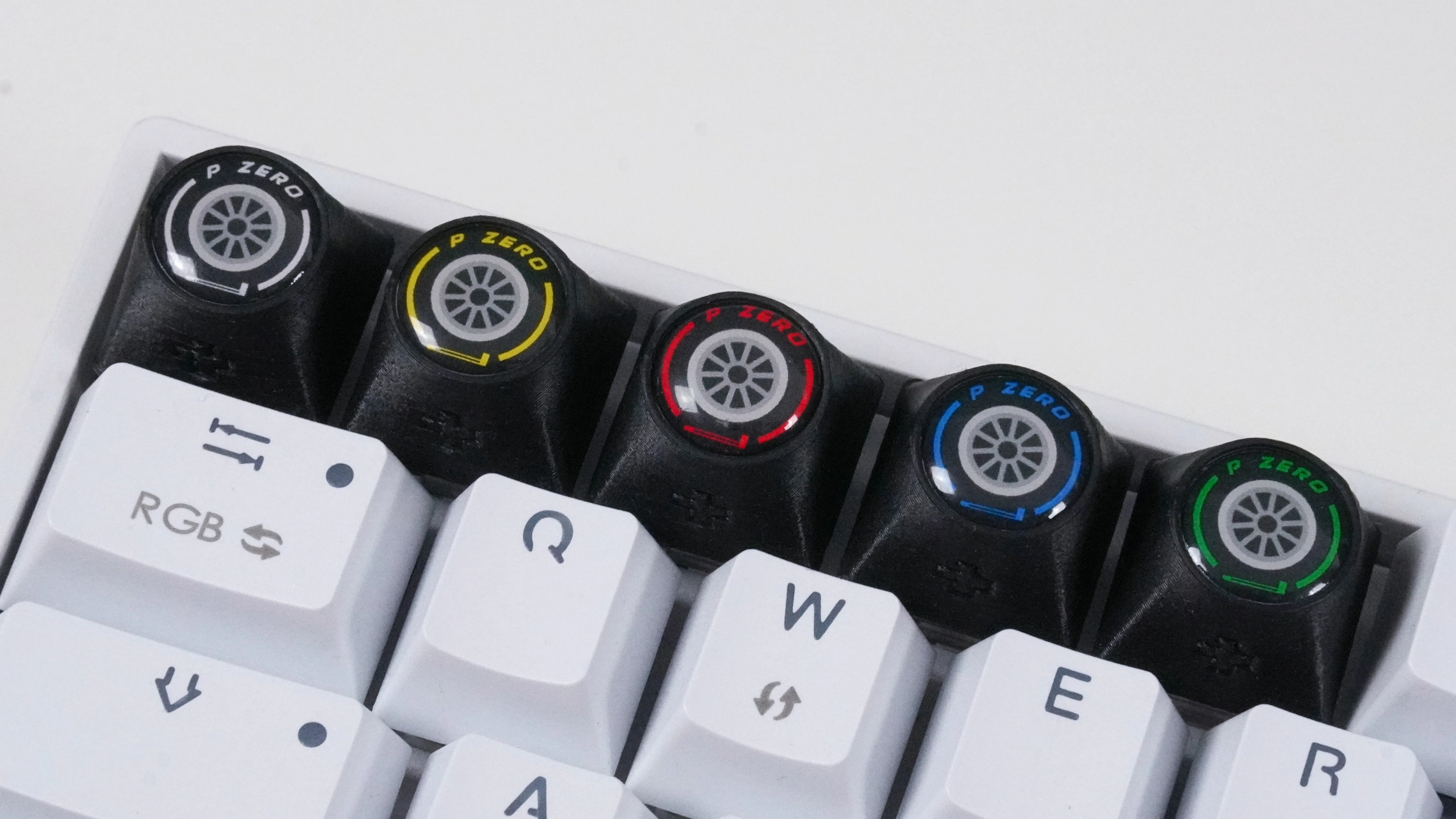 Artisan F1 Tyres - Hard - Medium - Soft - Wet - Intermediate Keycap