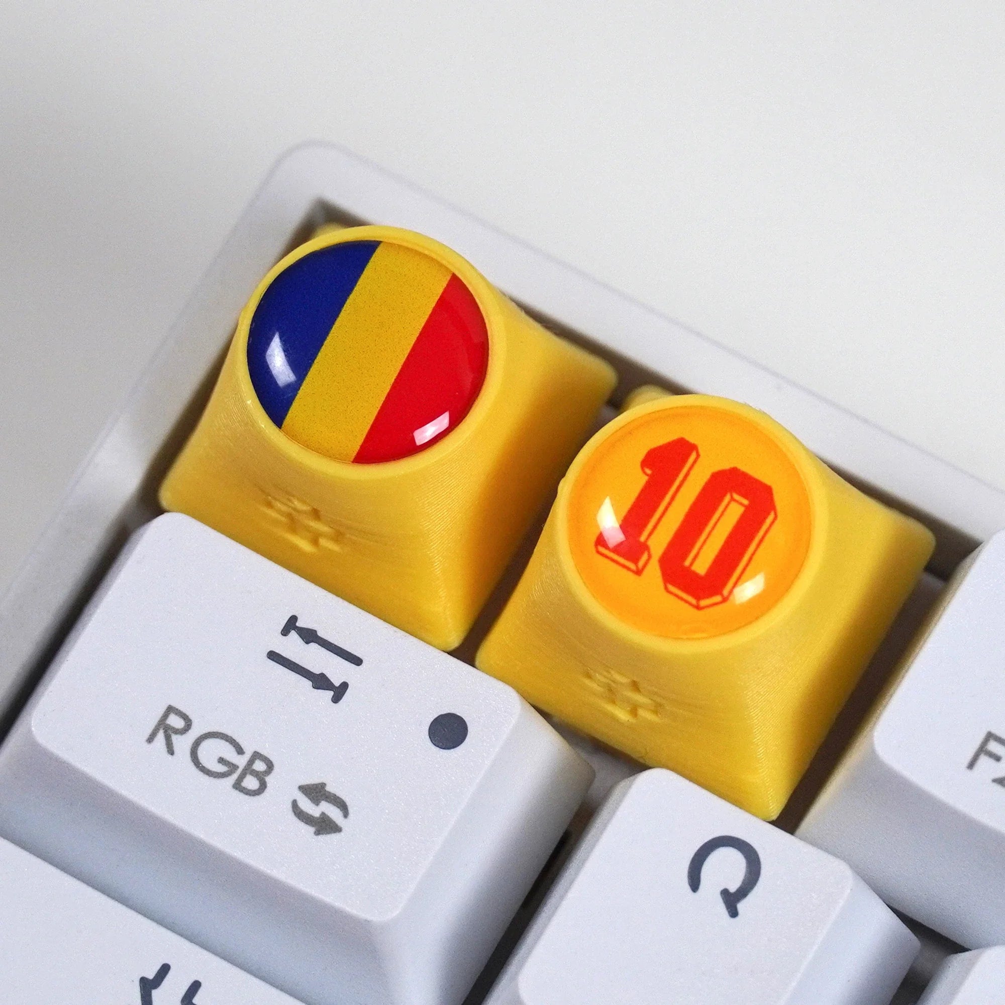 Artisan Romania NR.10 Keycap