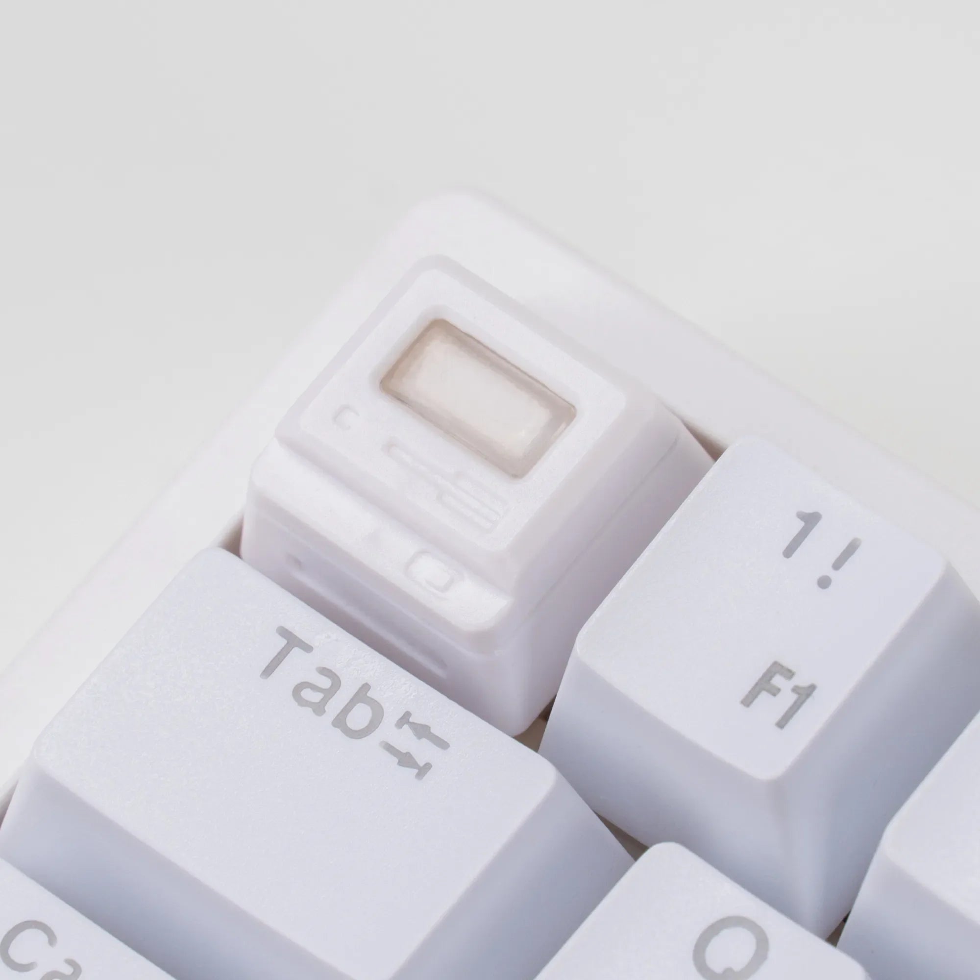 Artisan Gameboy White Keycap