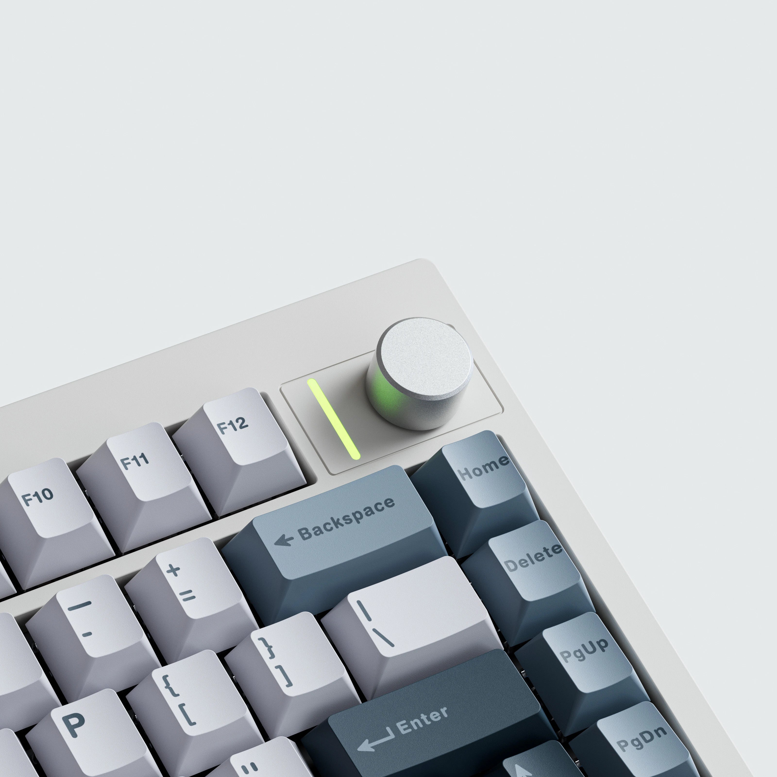 QwertyKey75 Pro V2 White Bluetooth Wireless Hotswap RGB Web Software Gasket Mounted Mechanical Gaming Keyboard