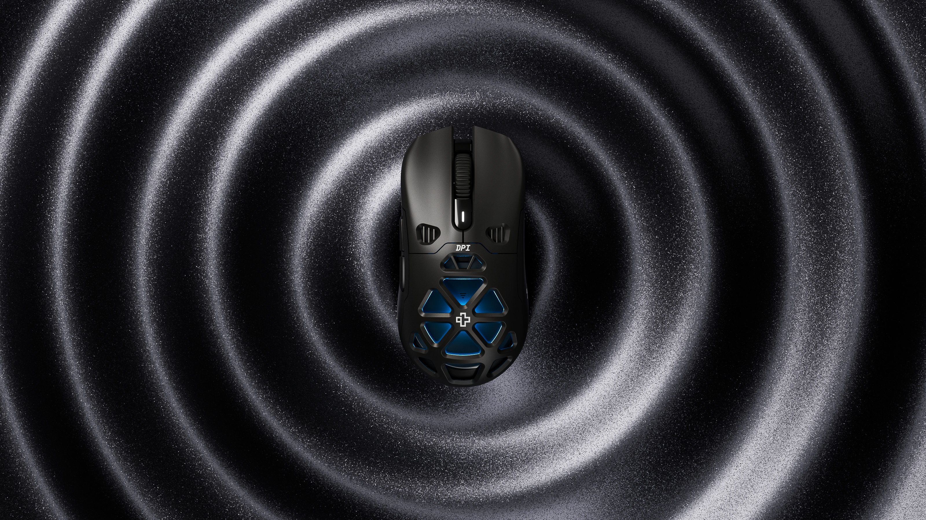 QwertyKey QKM1 Wireless Bluetooth Charging Dock Black Mouse