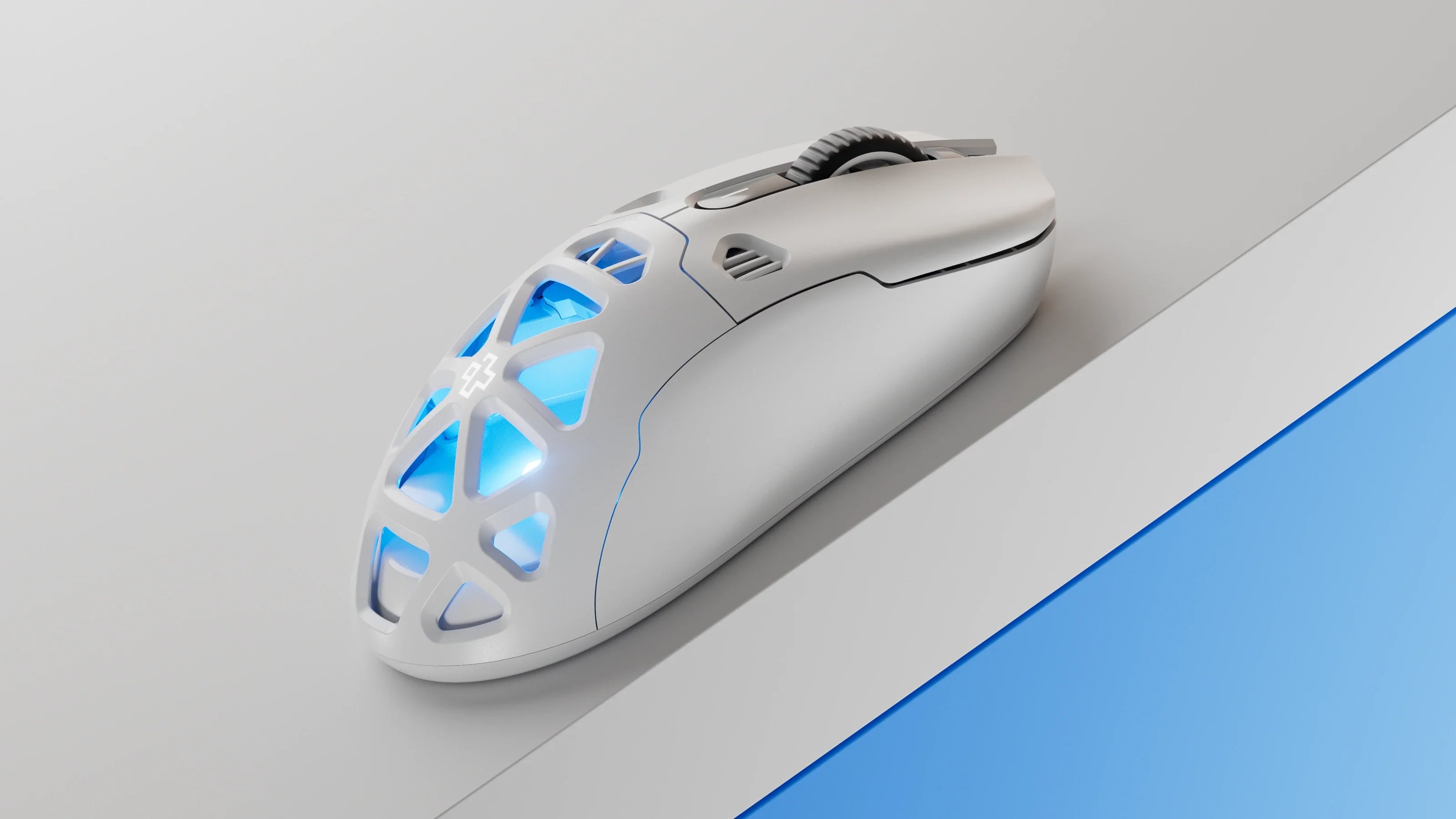 QwertyKey QKM1 White Wireless Bluetooth Charging Dock Mouse