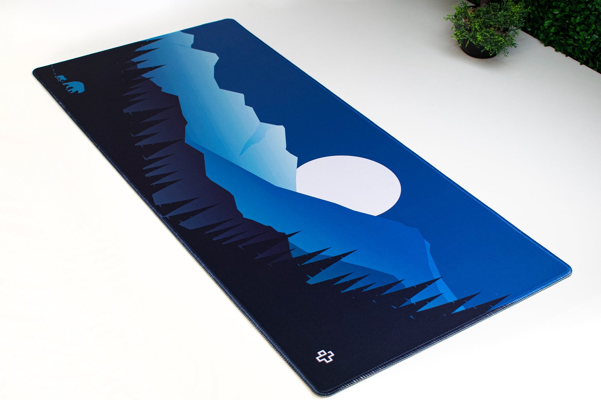 Deskmat Mousepad QwertyKey Carpathian 4mm stitched edges - QwertyKey