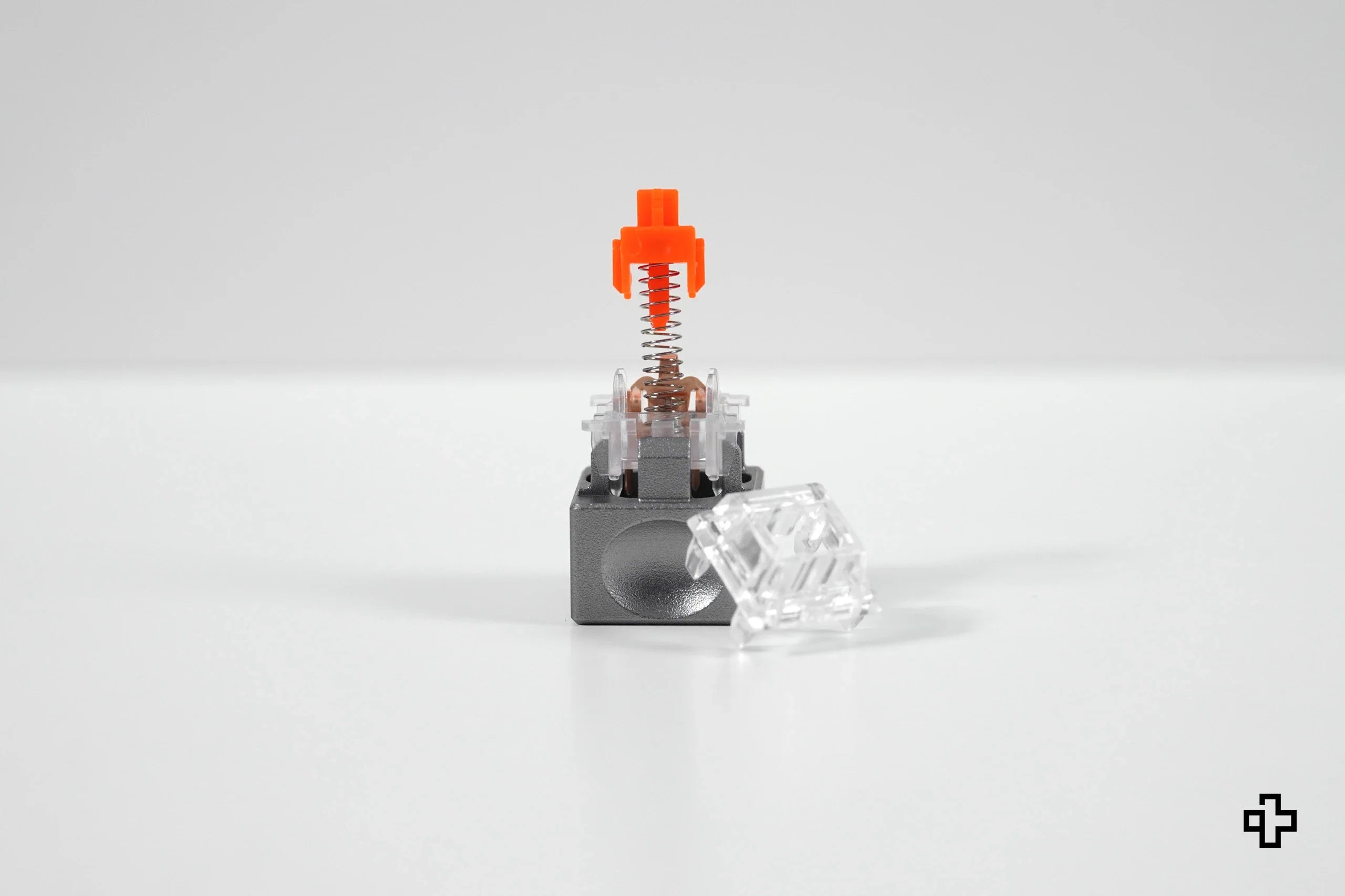Switch QwertyKey Tactile V2 Pre-Lubed