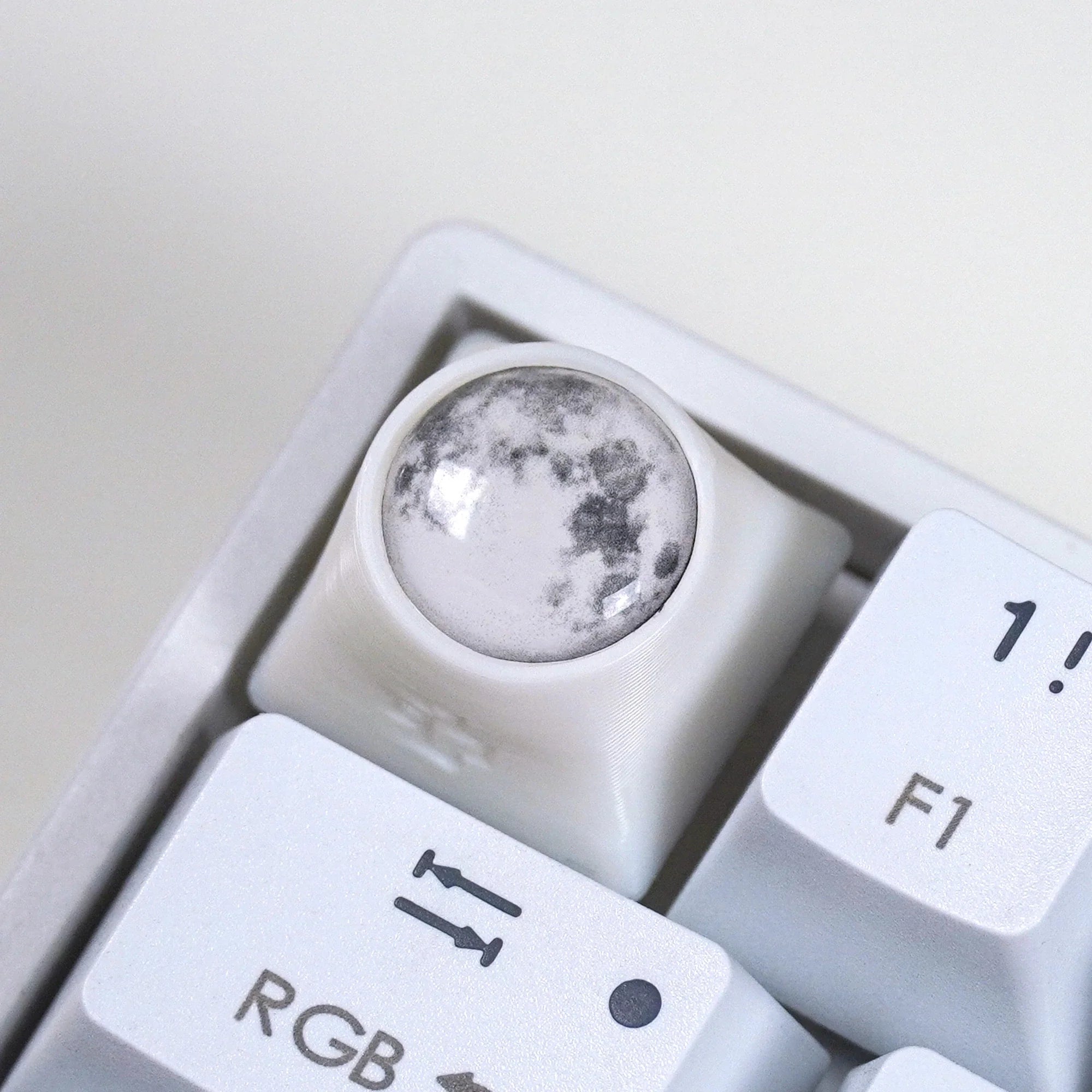 Artisan Moon Phase Keycap