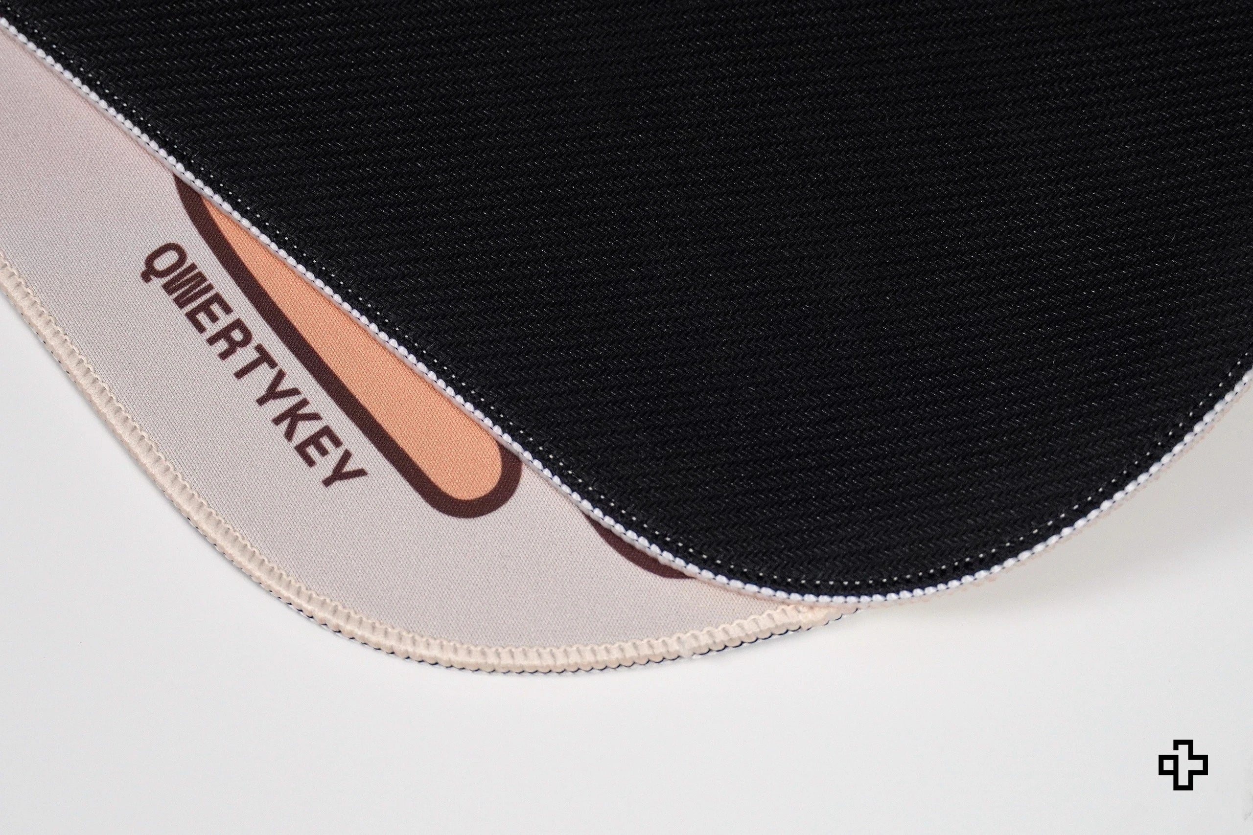 QwertyKey Capybara Deskmat 4mm Stitched Edges
