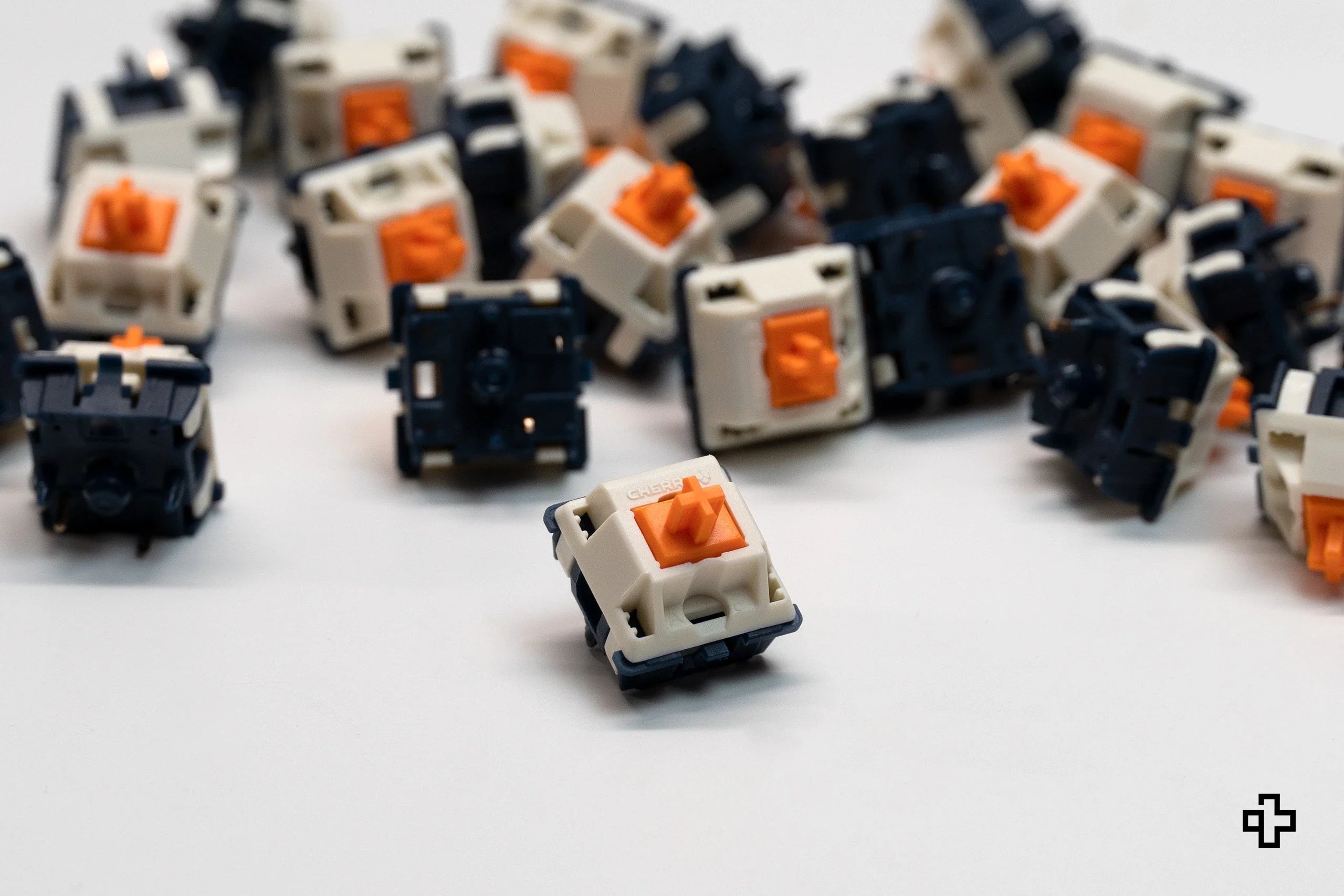 Cherry MX2A Falcon