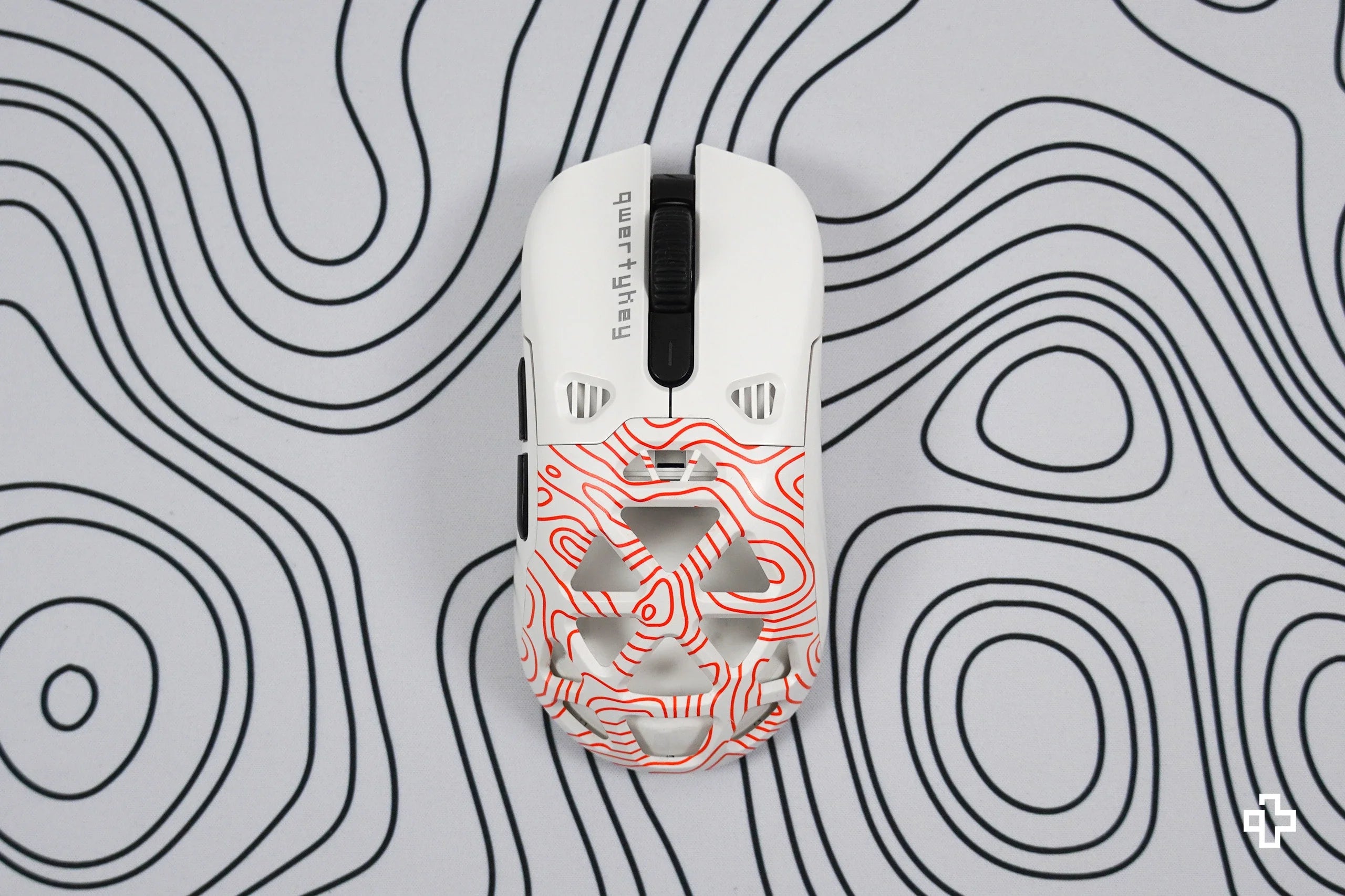 QKM1 Astro White Mouse Cover