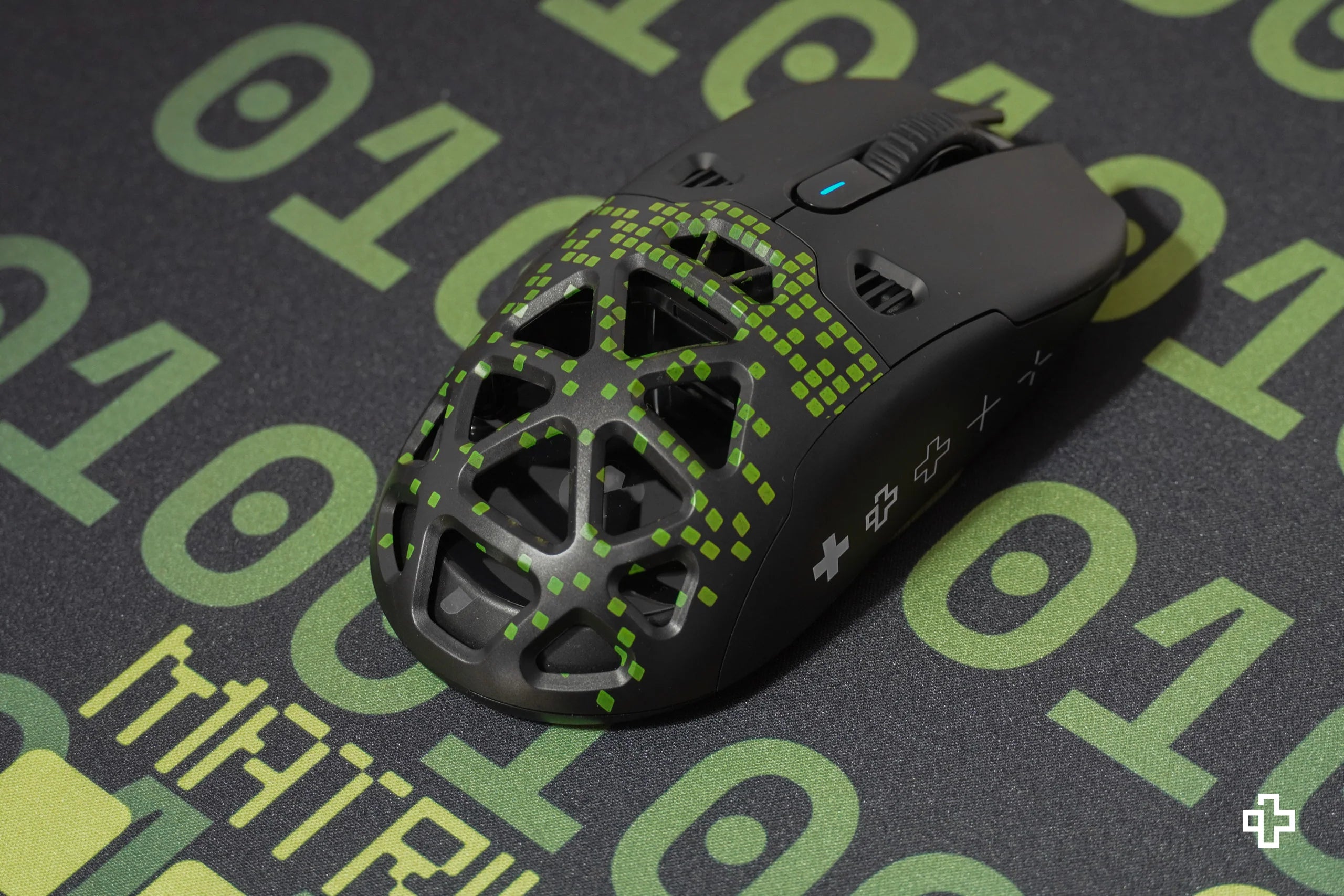 QKM1 Matrix Mouse Cover