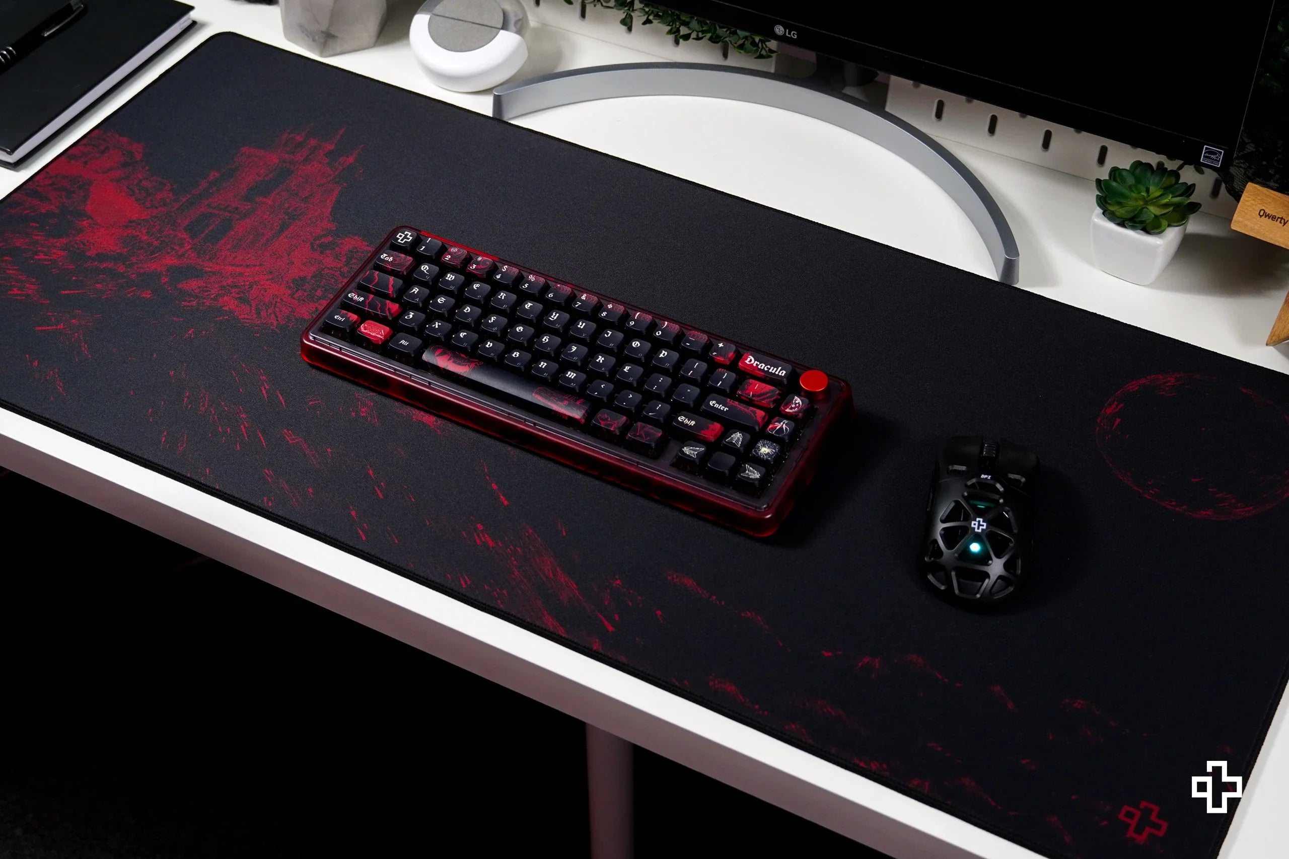 QwertyKey Dracula Deskmat 4mm Stitched Edges