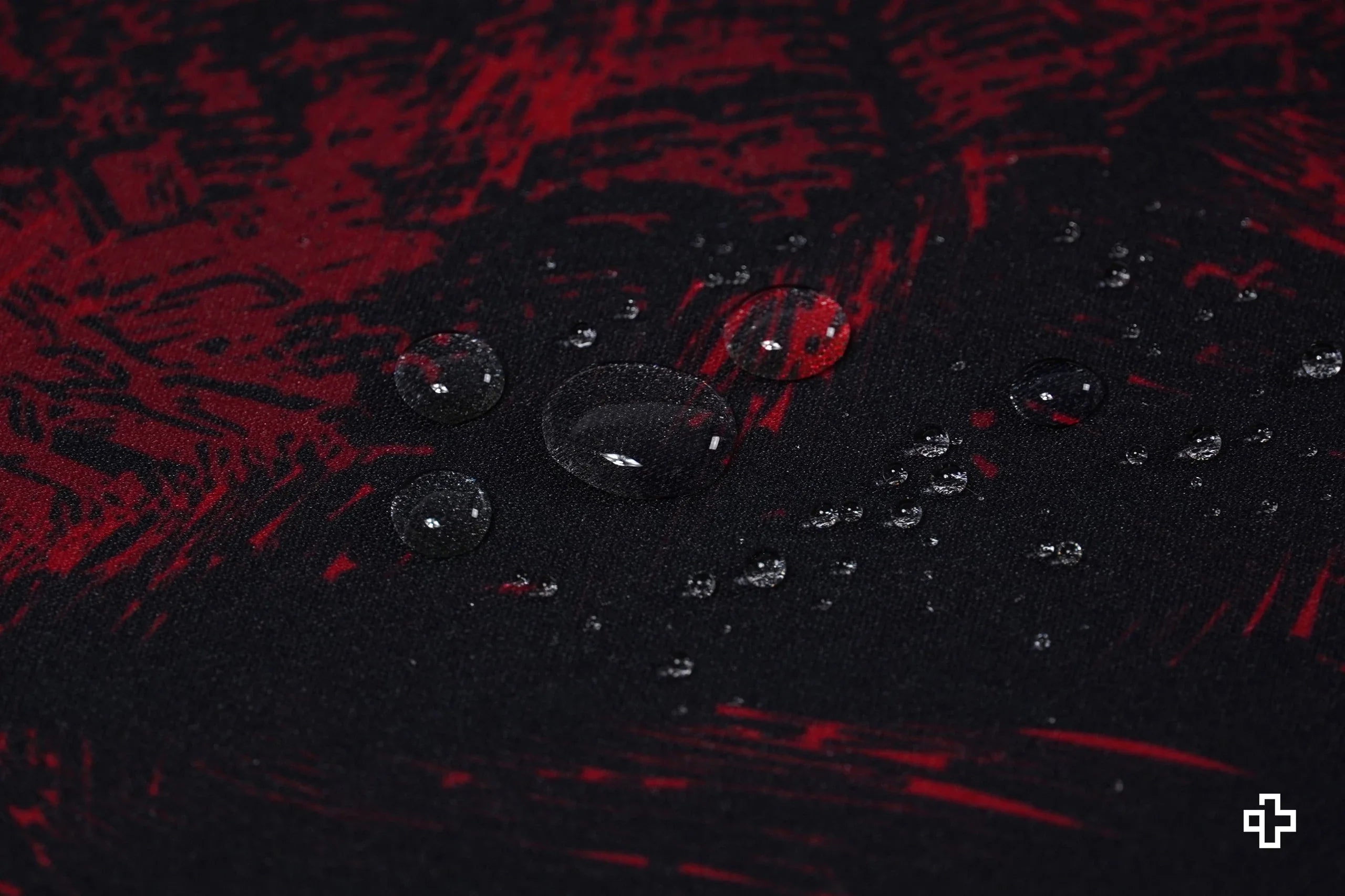 QwertyKey Dracula Deskmat 4mm Stitched Edges
