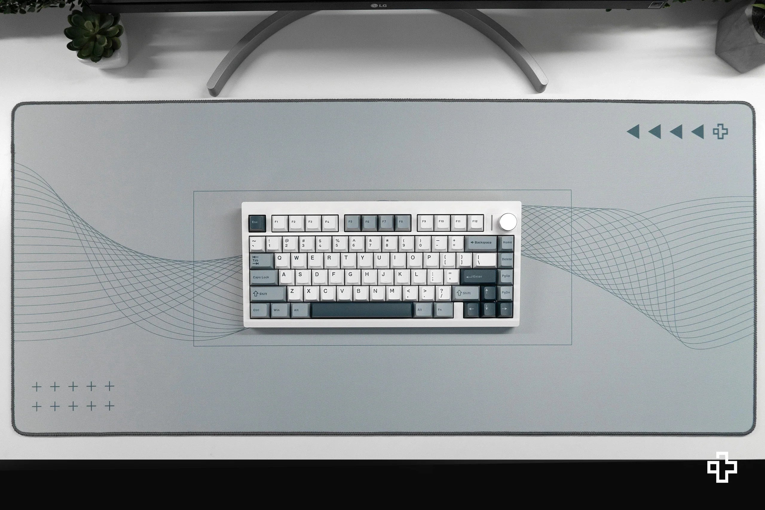 Deskmat Mousepad Flow Light 4mm Stitched Edges