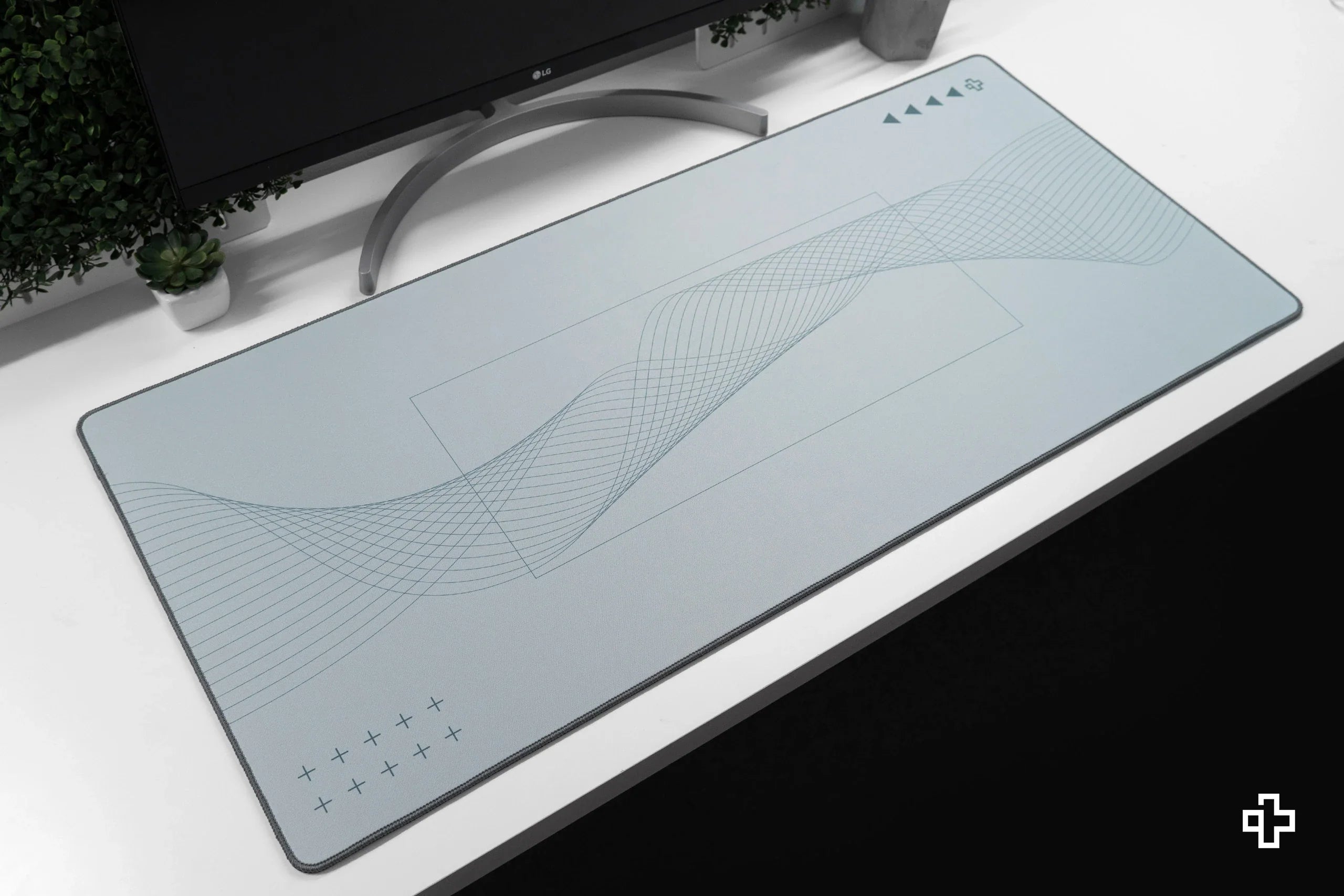 Deskmat Mousepad Flow Light 4mm Stitched Edges