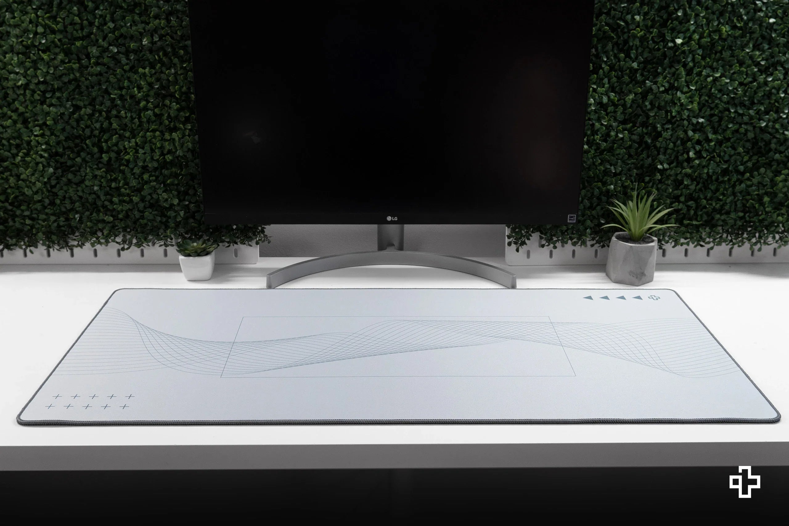 Deskmat Mousepad Flow Light 4mm Stitched Edges