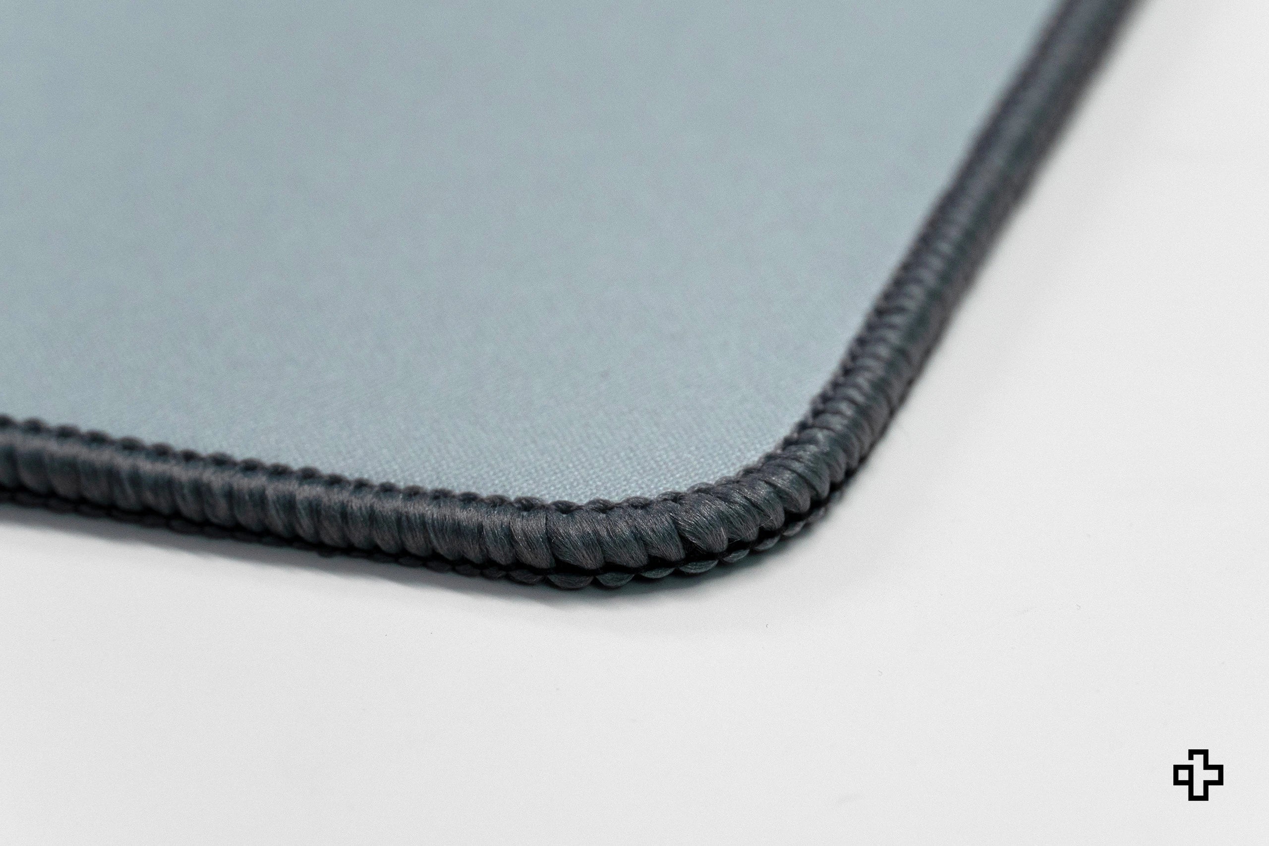 Deskmat Mousepad Flow Light 4mm Stitched Edges