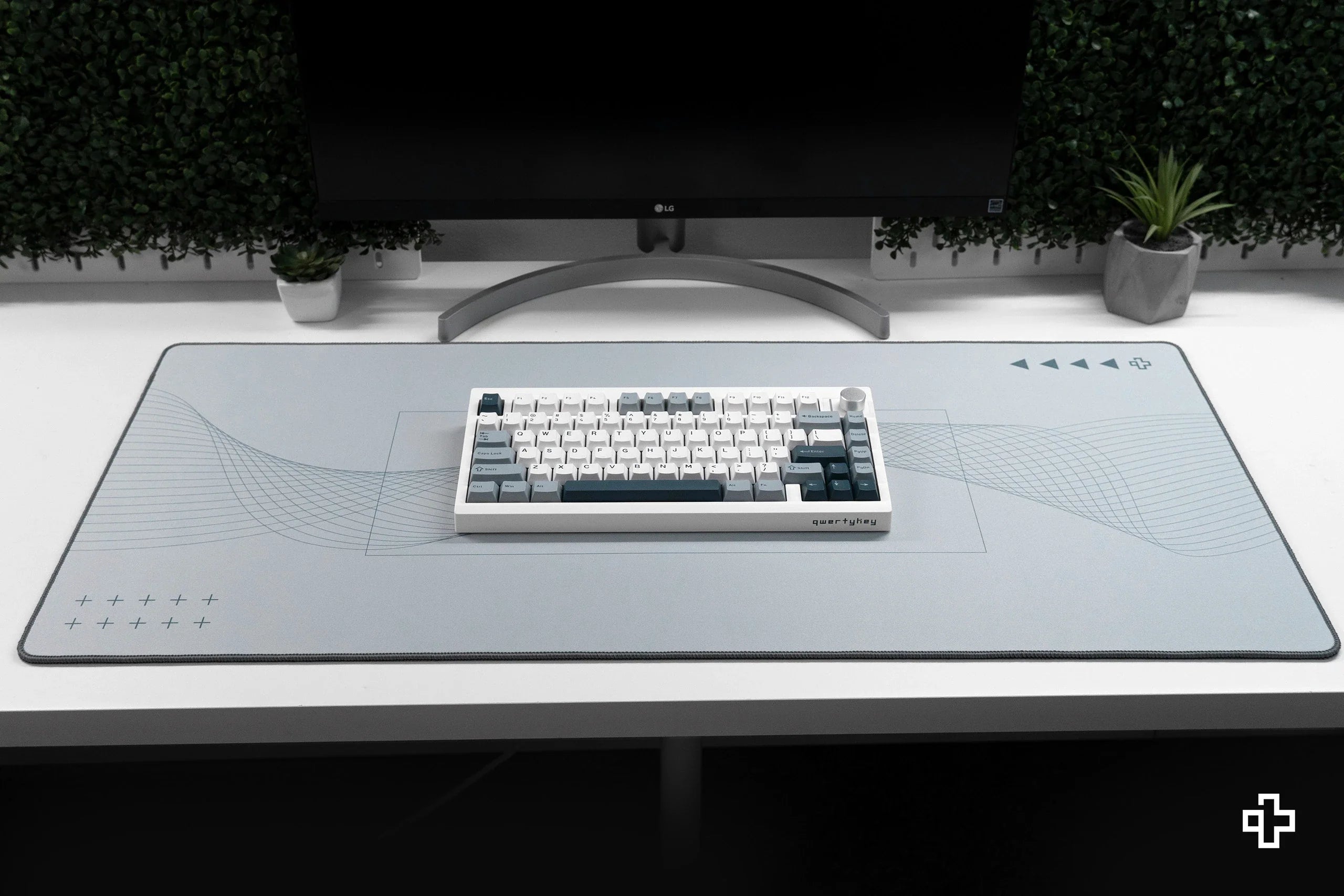 Deskmat Mousepad Flow Light 4mm Stitched Edges