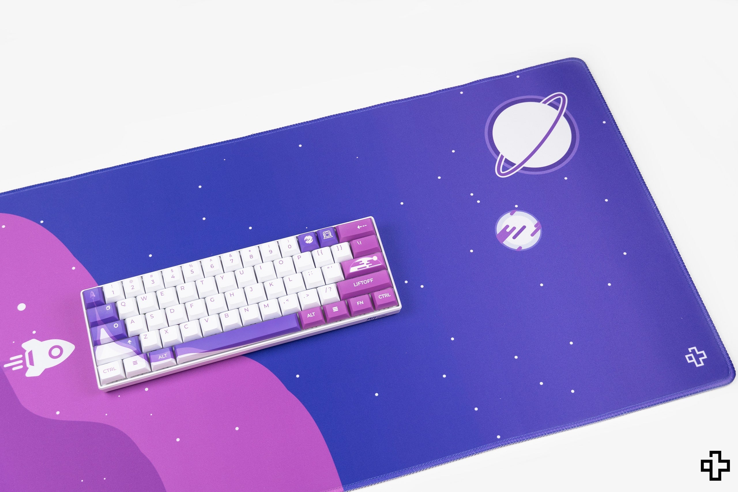 Deskmat Mousepad QwertyKey LiftOff 4mm stitched edges - QwertyKey